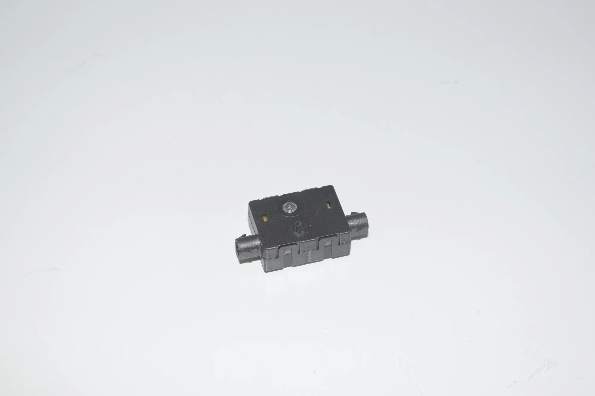 Antenna – OEM 9181463 · BMW X3 (F25) xDrive 35 i 2011 – 2