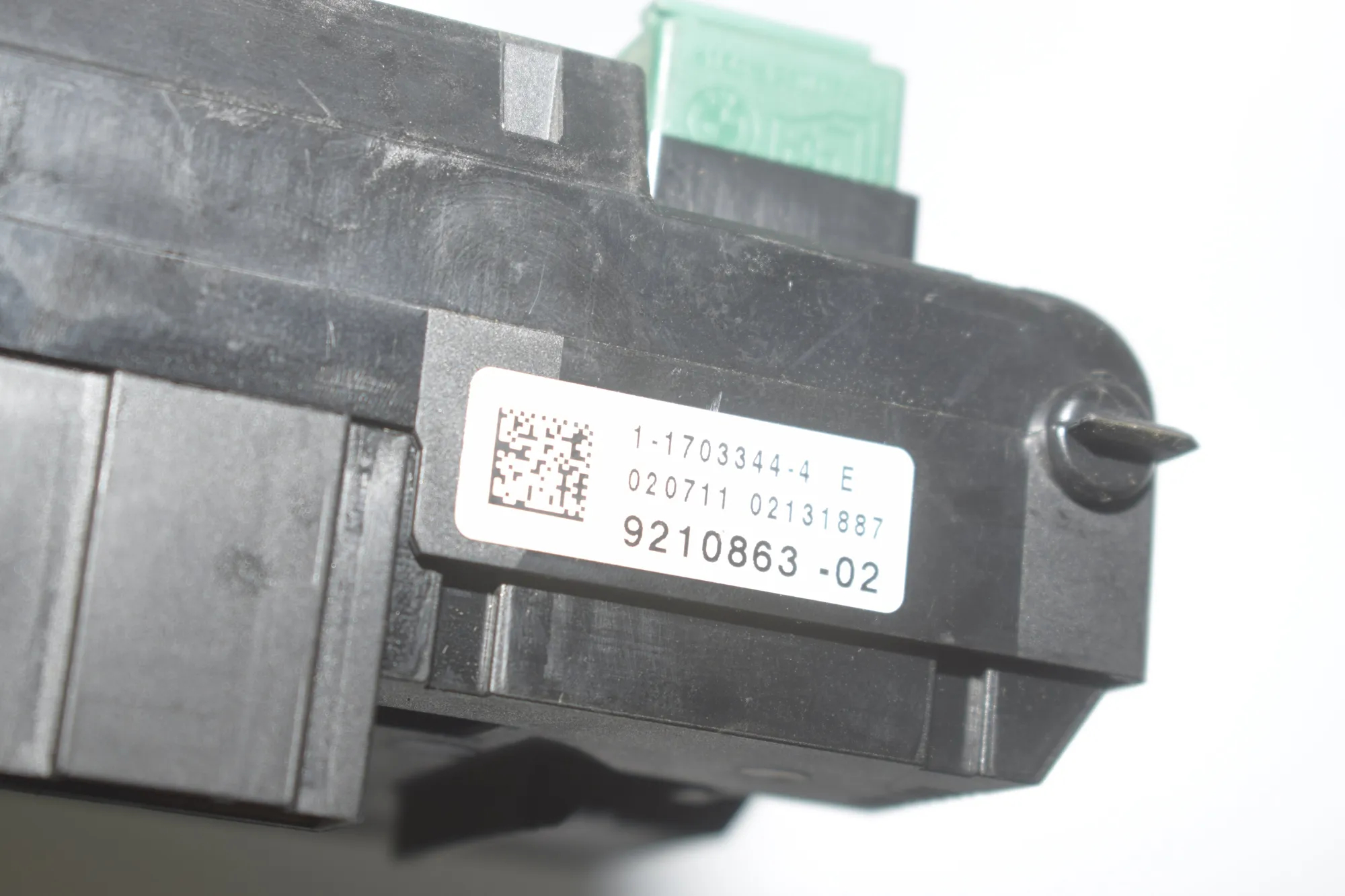 Fuse Box – OEM 9210863 · BMW X3 (F25) xDrive 35 i 2011 – 5