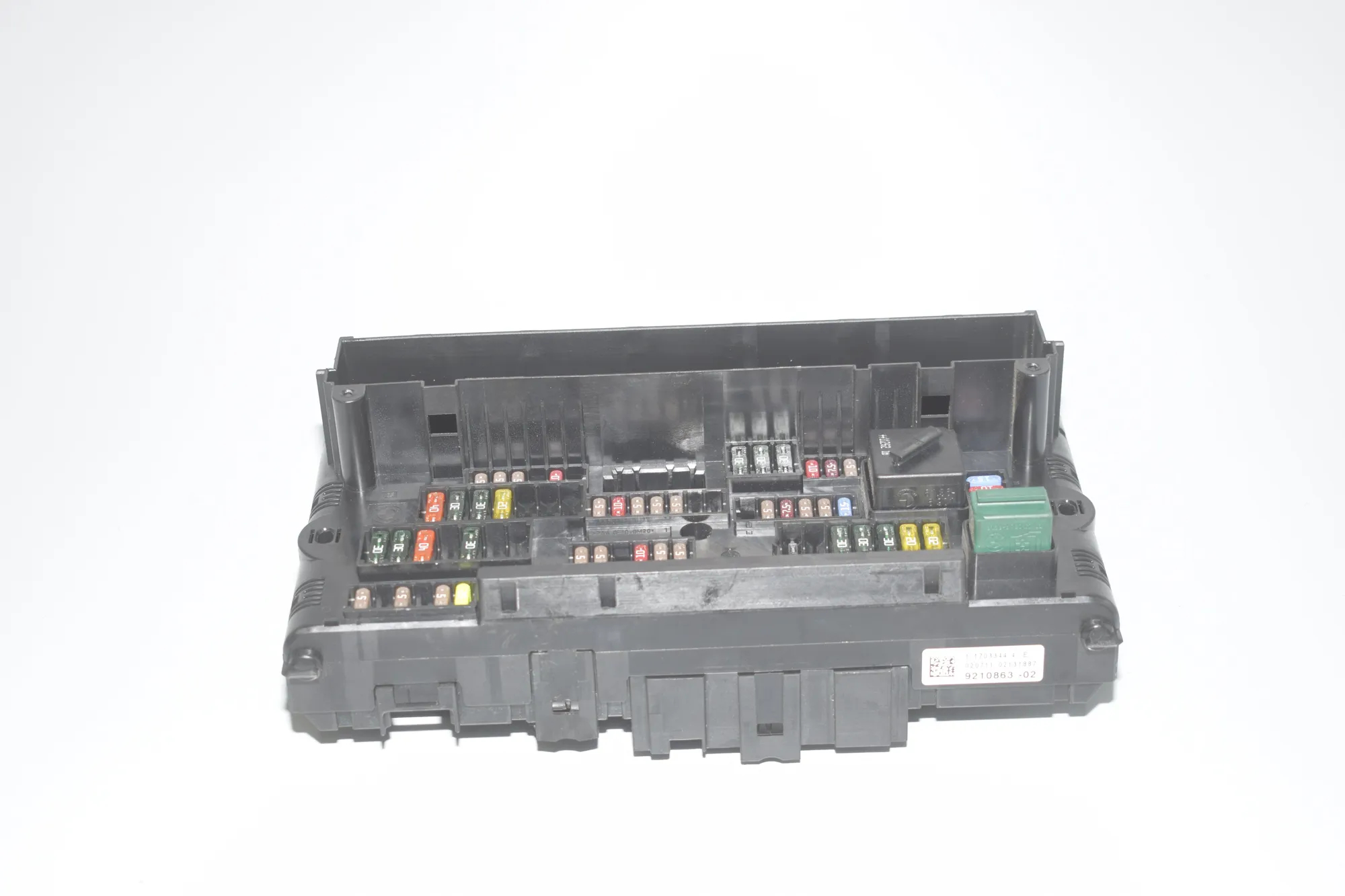 Fuse Box – OEM 9210863 · BMW X3 (F25) xDrive 35 i 2011
