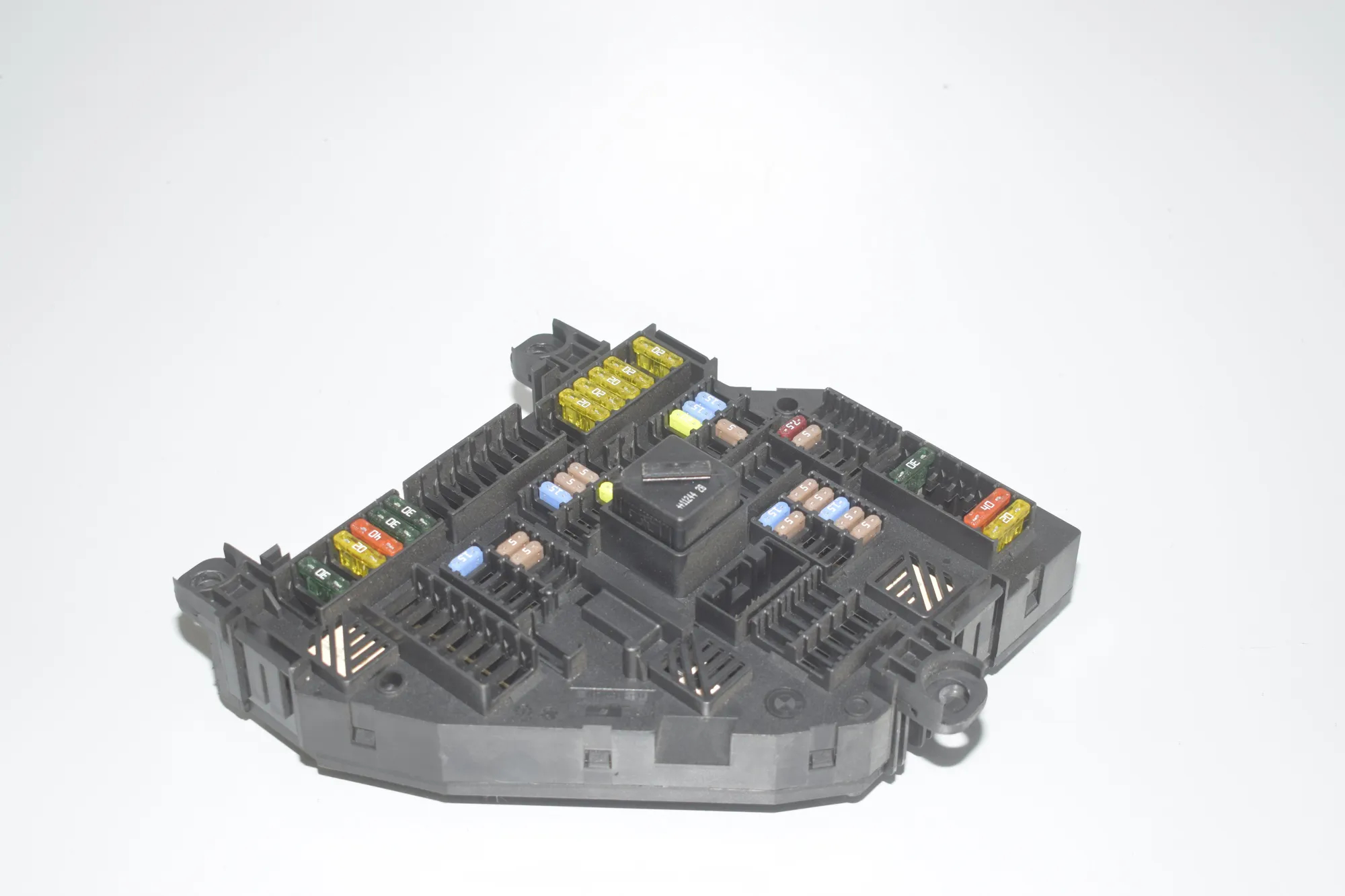Fuse Box – OEM 9210859 · BMW X3 (F25) xDrive 35 i 2011 – 2