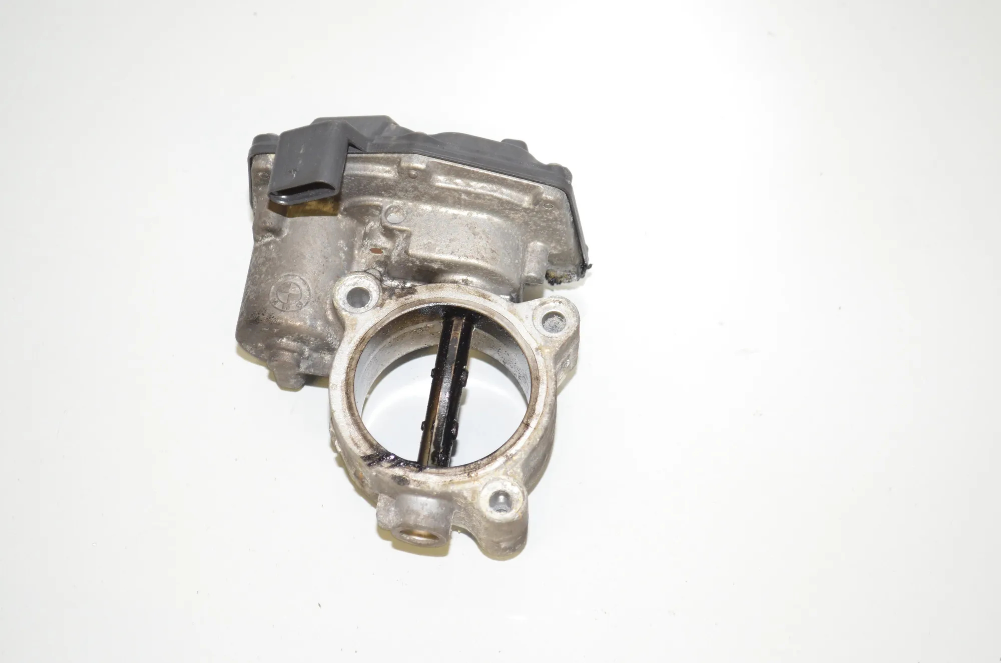 Throttle Body – OEM 7810752 · BMW 5 Touring (F11) 530 d 2012 – 2