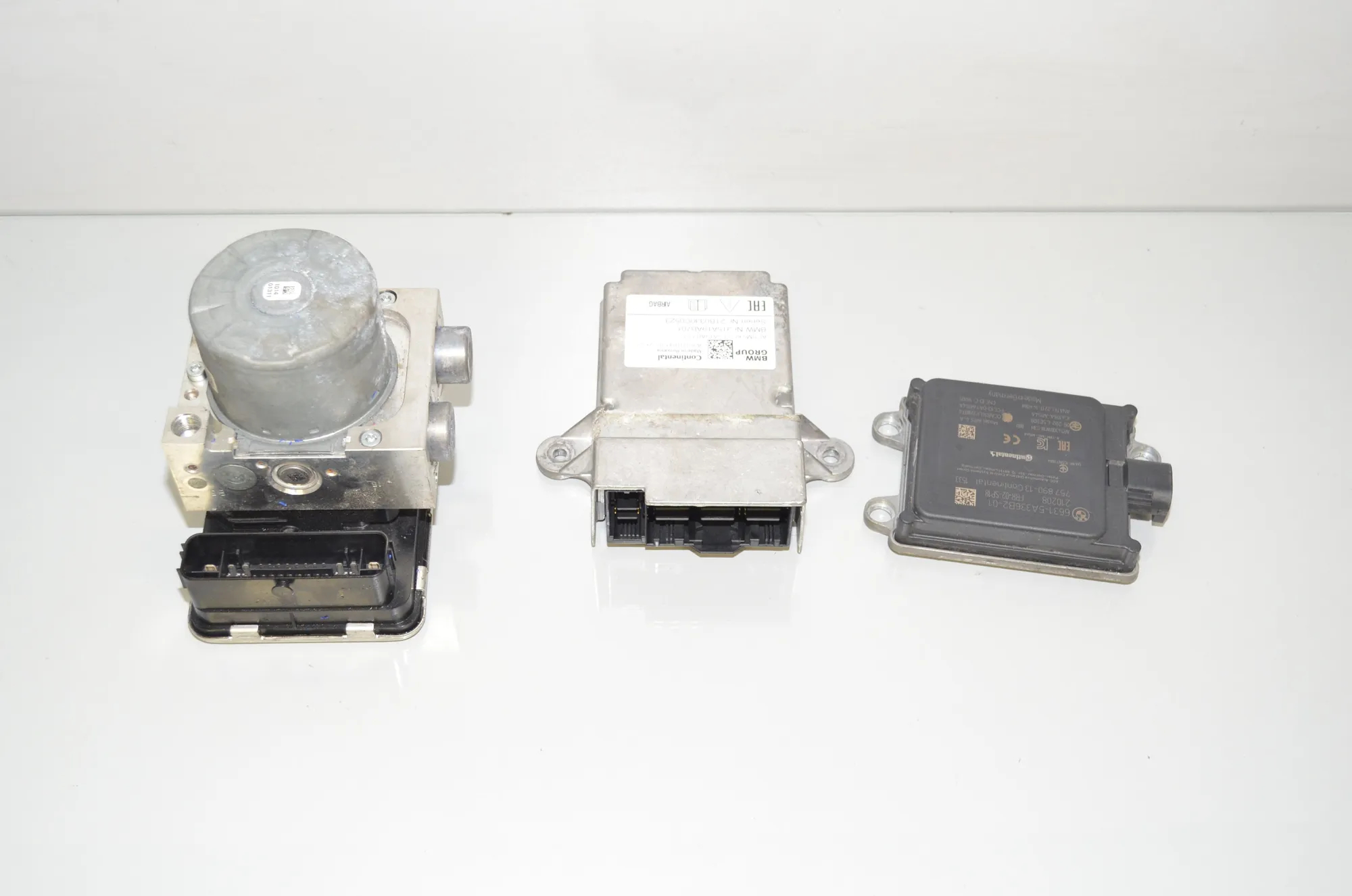 Distance Radar Sensor – OEM 5A19AB7 · BMW 3 (G20, G28) (2018 - -) 330 e 2021