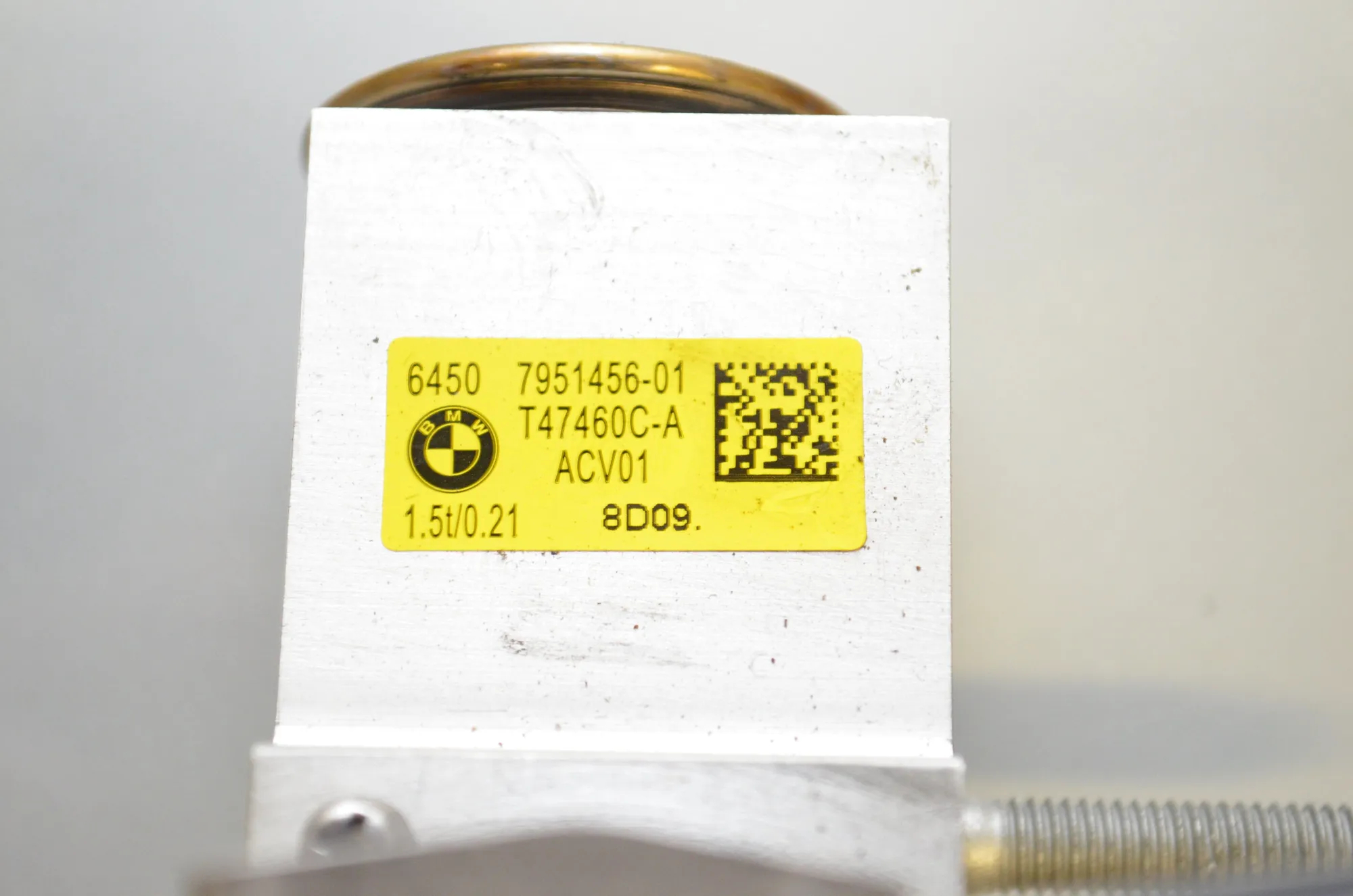 A/C Expansion Tank – OEM 7951456 · BMW 3 (G20, G28) (2018 - -) 330 e 2021 – 4