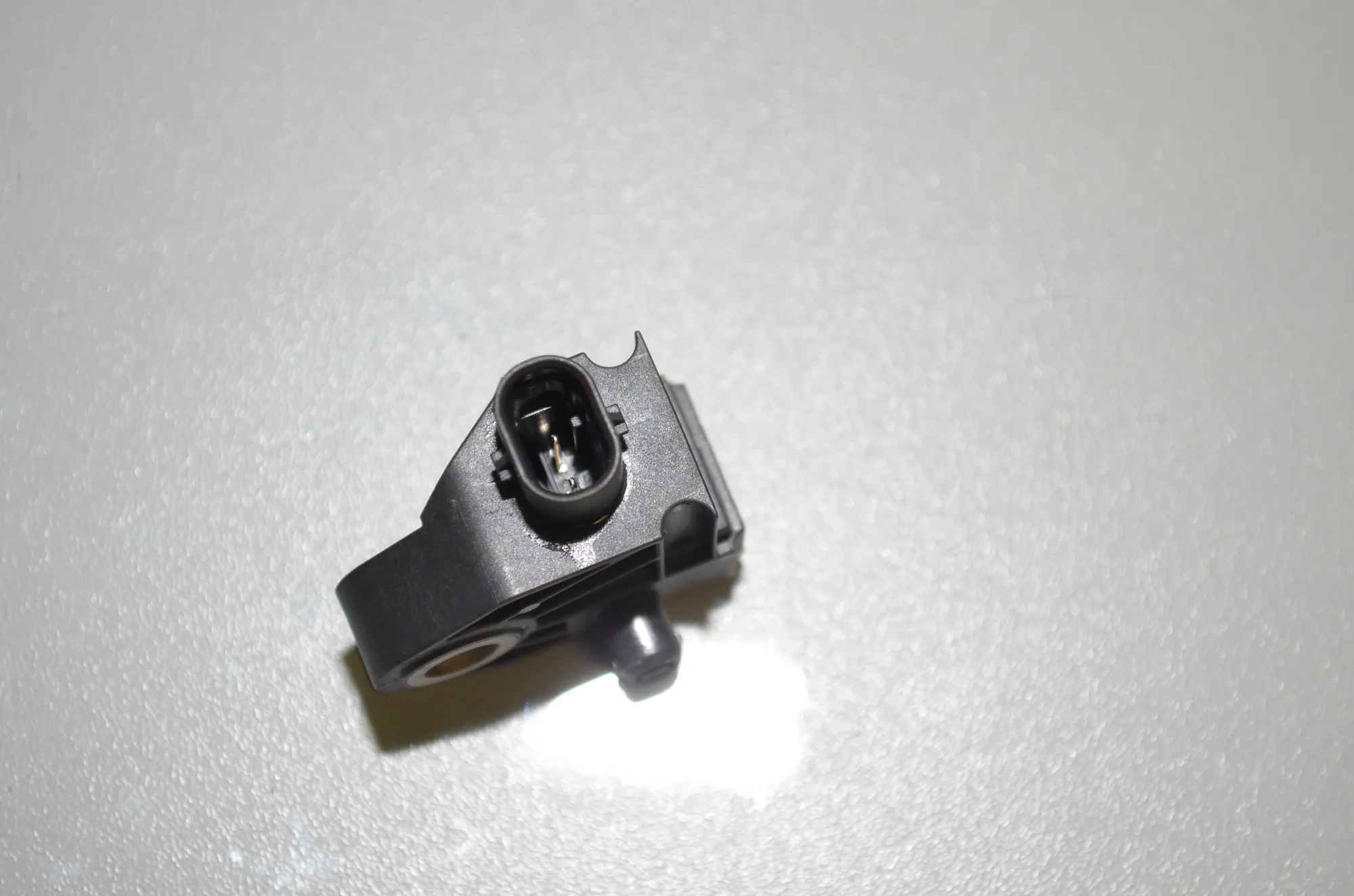 Left Side Impact Sensor – OEM 9341546 · BMW 3 (G20, G28) (2018 - -) 330 e 2021 – 2