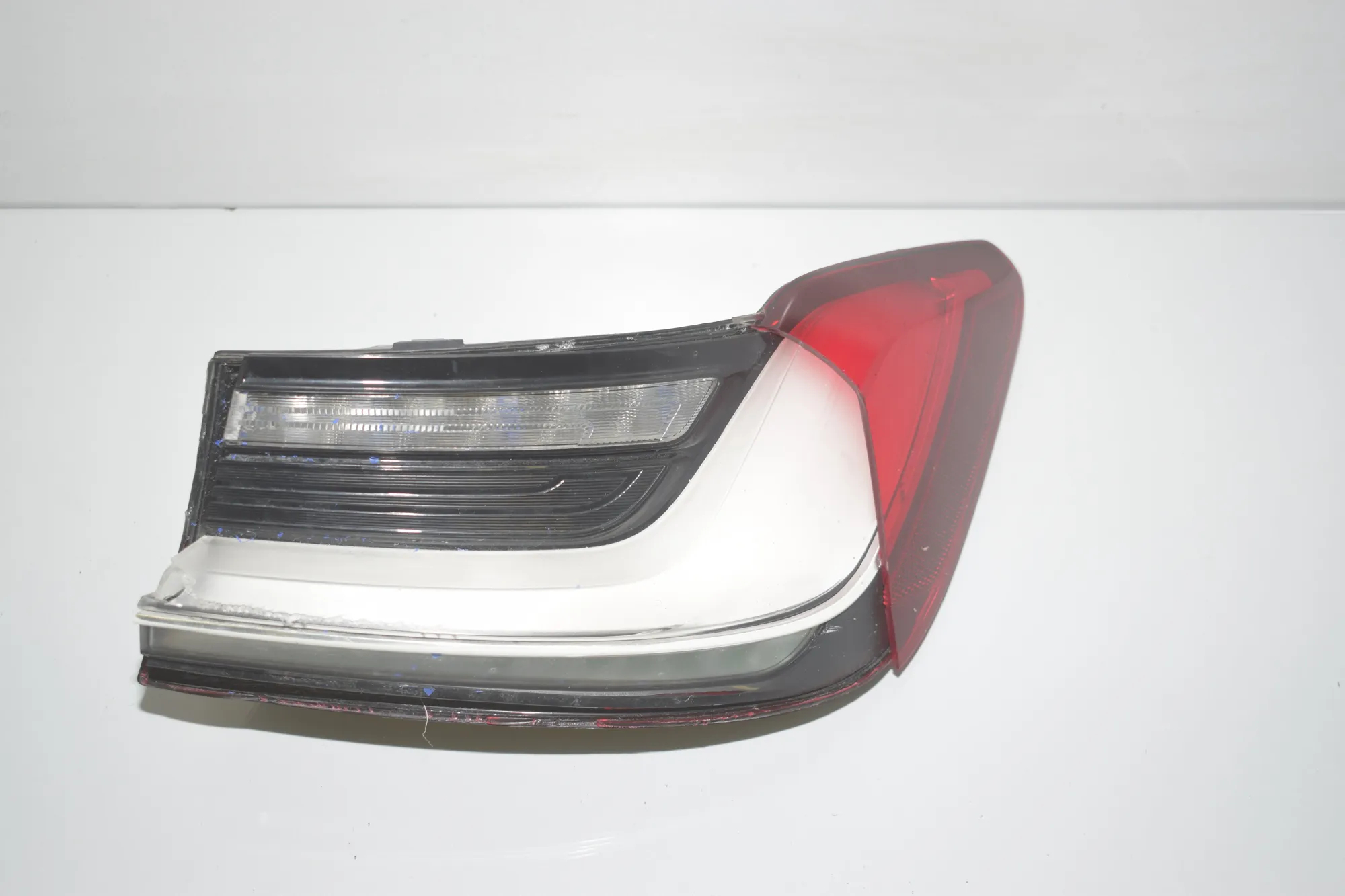 Rear Right Tail Light – OEM 7420450 · BMW 3 (G20, G28) (2018 - -) 330 e 2021