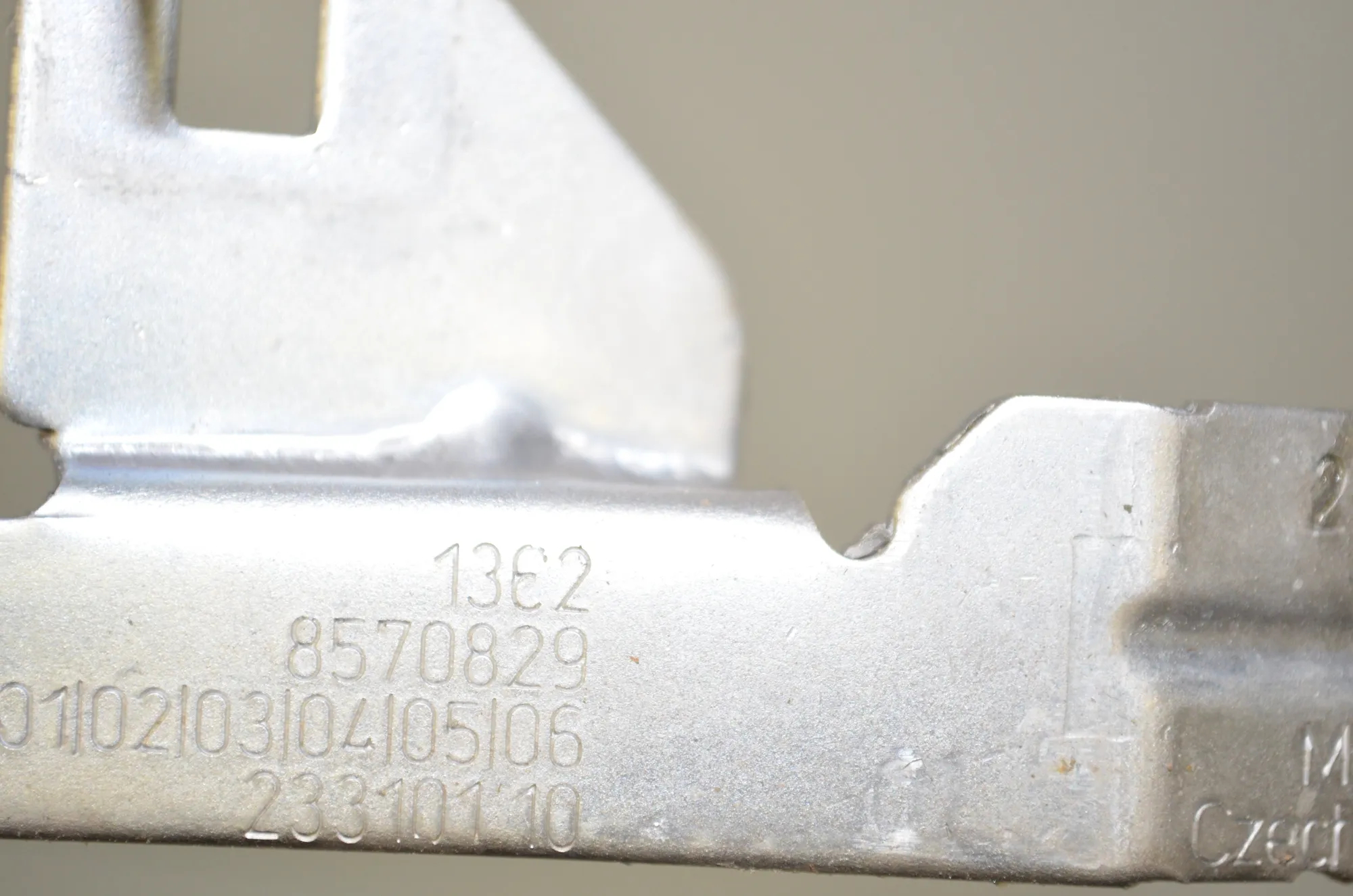 Bracket – OEM 8570829 · BMW 3 Touring (G21) (2019 - -) 318 d 2020 – 4