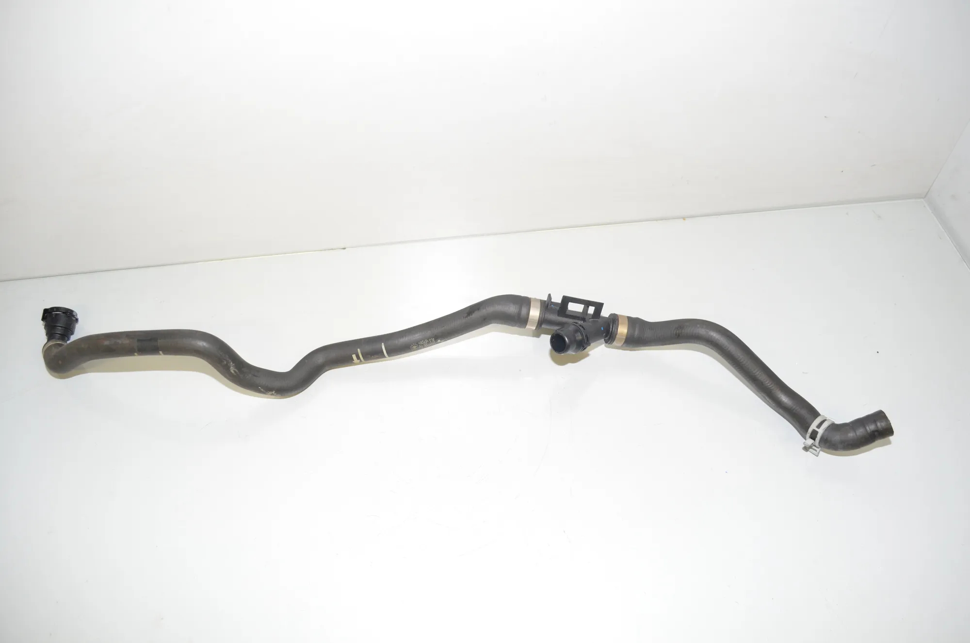 Coolant Hose Pipe – OEM 9475244 · BMW 3 Touring (G21) (2019 - -) 318 d 2020 – 2