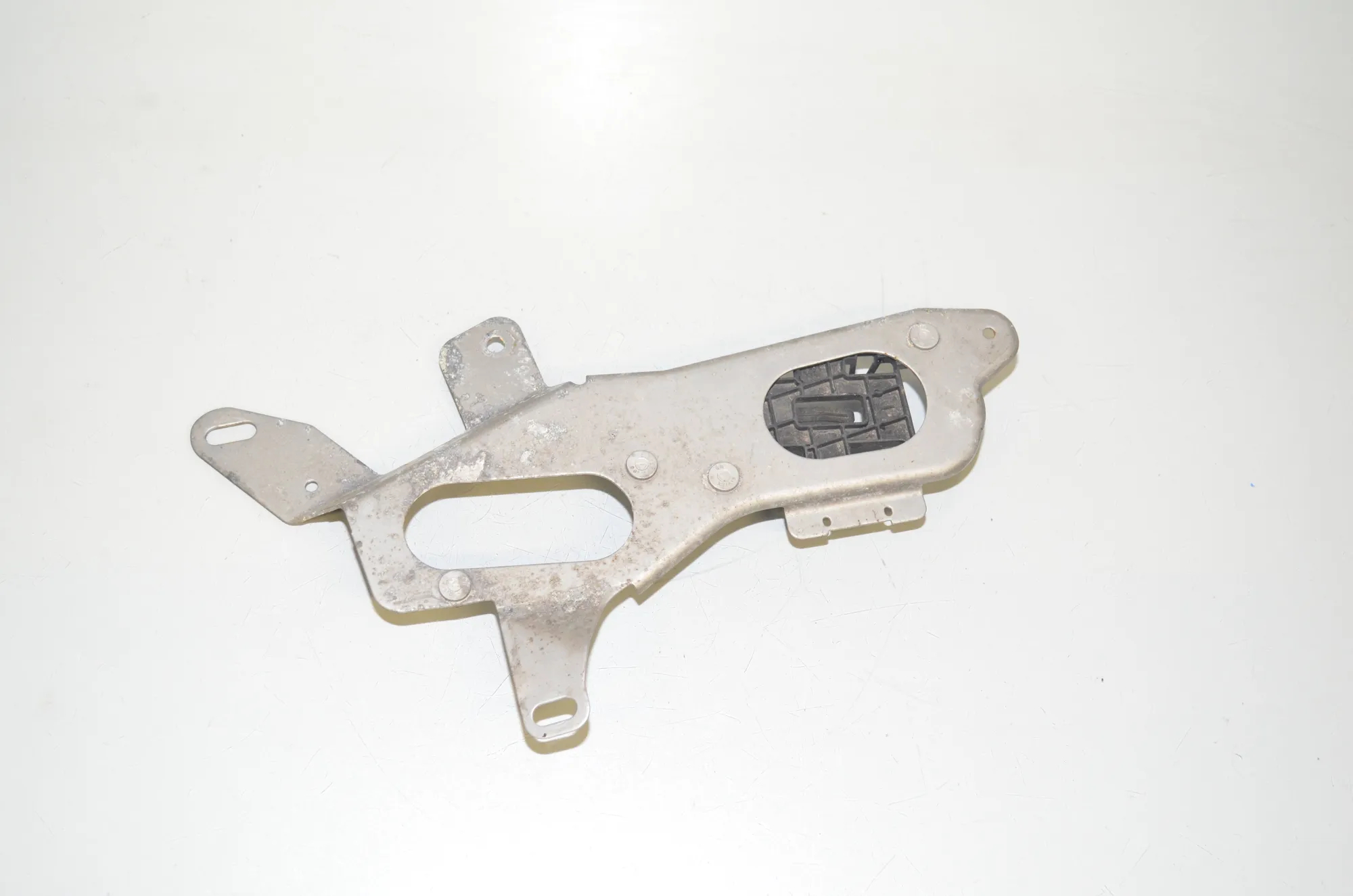 Bracket – OEM 8570053 · BMW 3 Touring (G21) (2019 - -) 318 d 2020 – 2