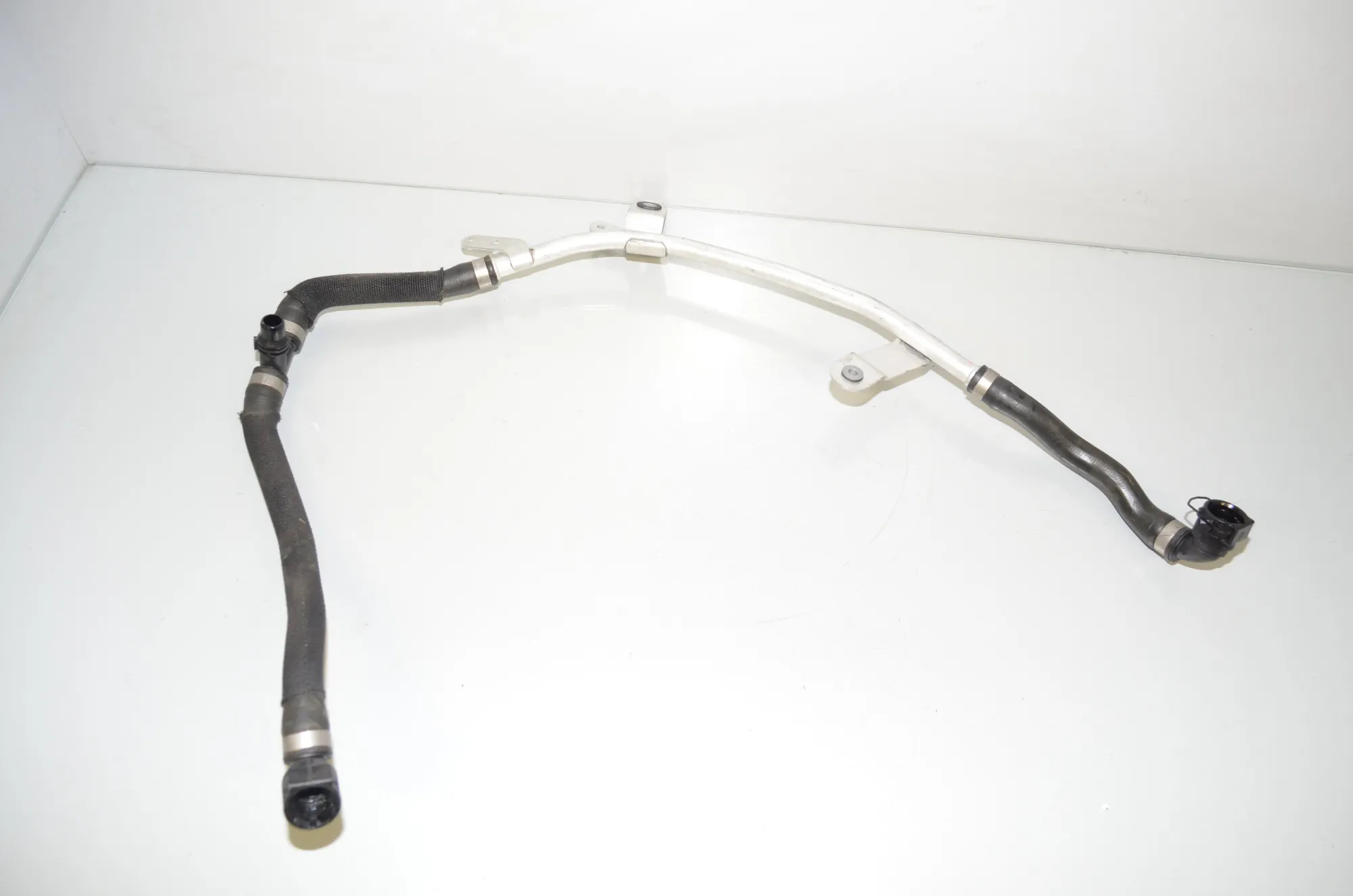 Coolant Hose Pipe – OEM 8593779 · BMW 3 Touring (G21) (2019 - -) 318 d 2020 – 3