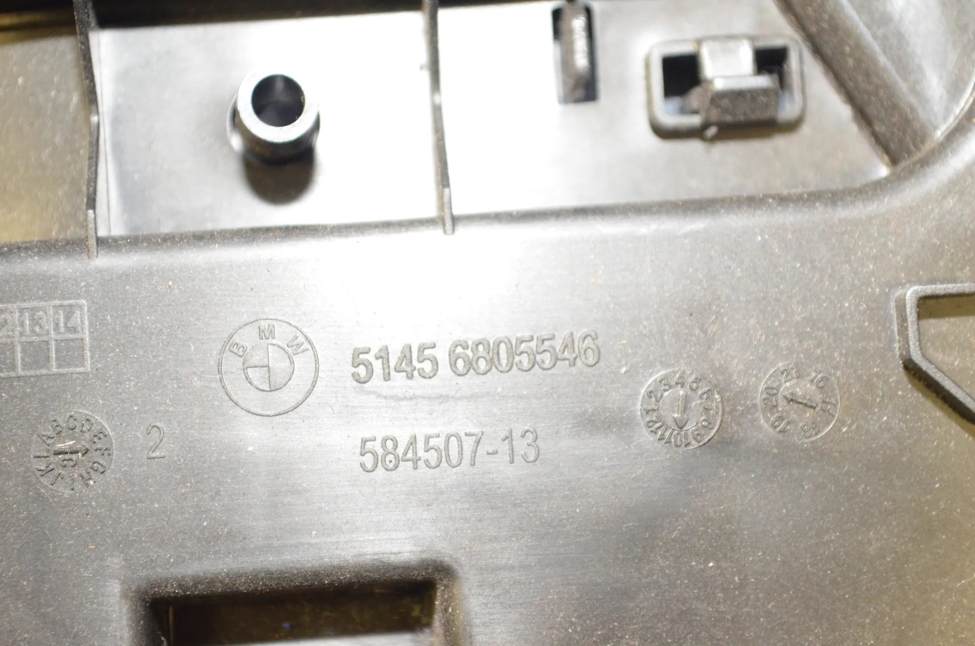 Steering Mechanism Trim – OEM 6805546 · BMW 3 Touring (G21) (2019 - -) 318 d 2020 – 4