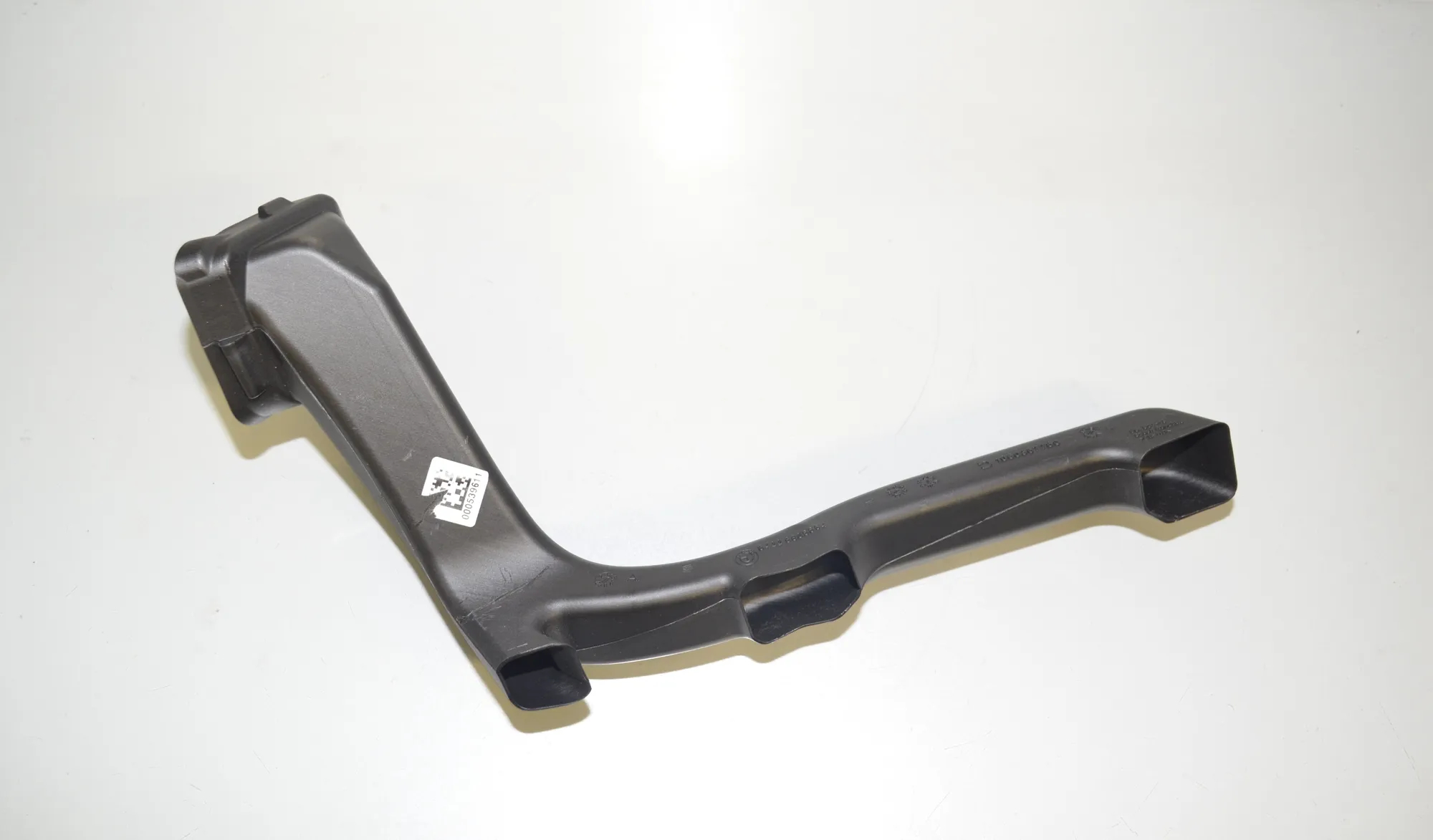 Air Intake Duct Part – OEM 6805554 · BMW 3 Touring (G21) (2019 - -) 318 d 2020 – 3