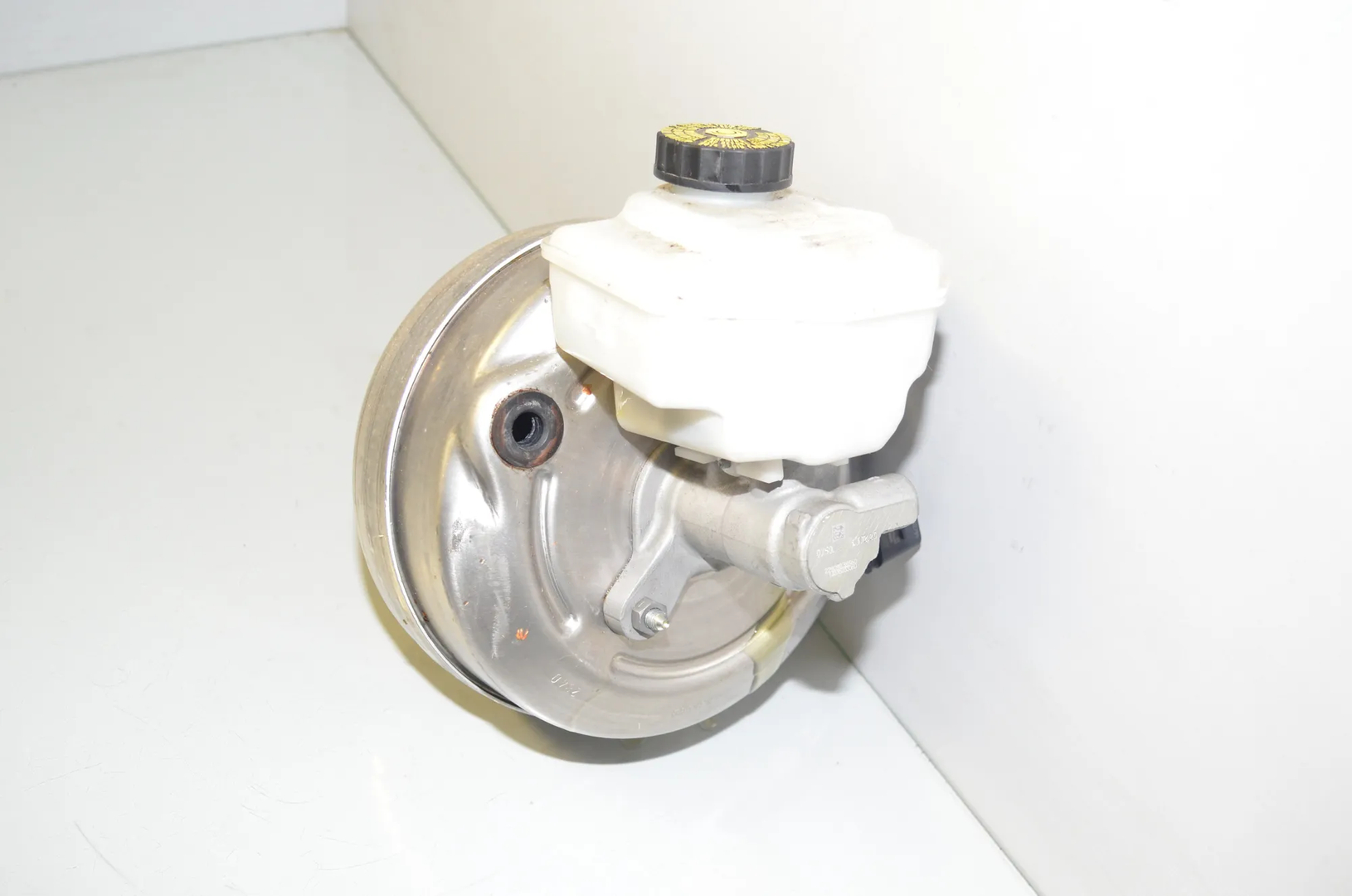 Brake Servo Booster – OEM 6879423 · BMW 3 Touring (G21) (2019 - -) 318 d 2020 – 3