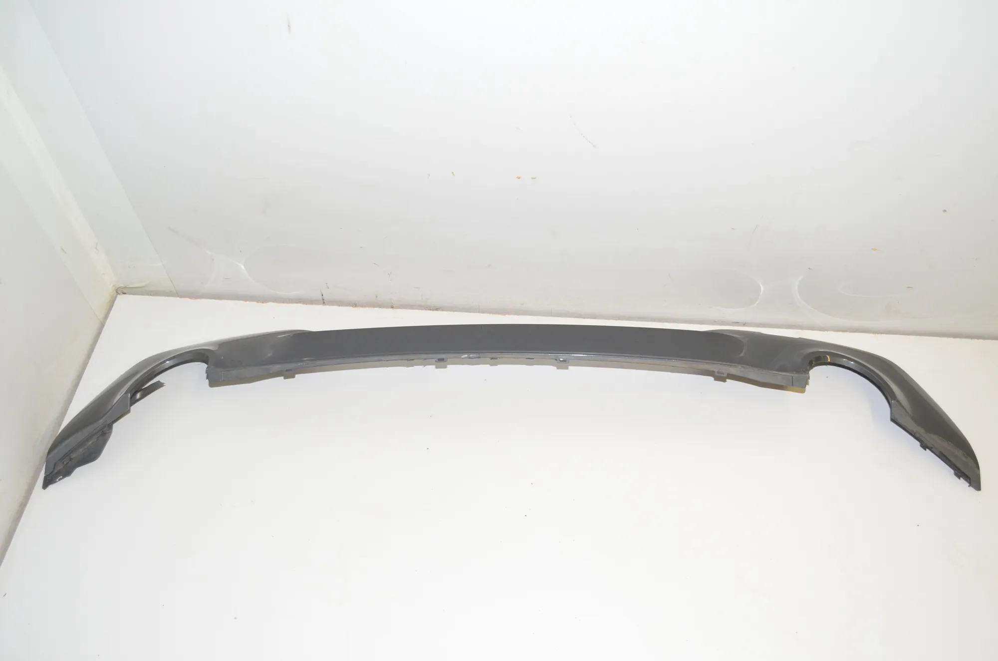 Rear Bumper Lower Diffuser – OEM 8069390 · BMW 3 (G20, G28) (2018 - -) 330 e 2021 – 4