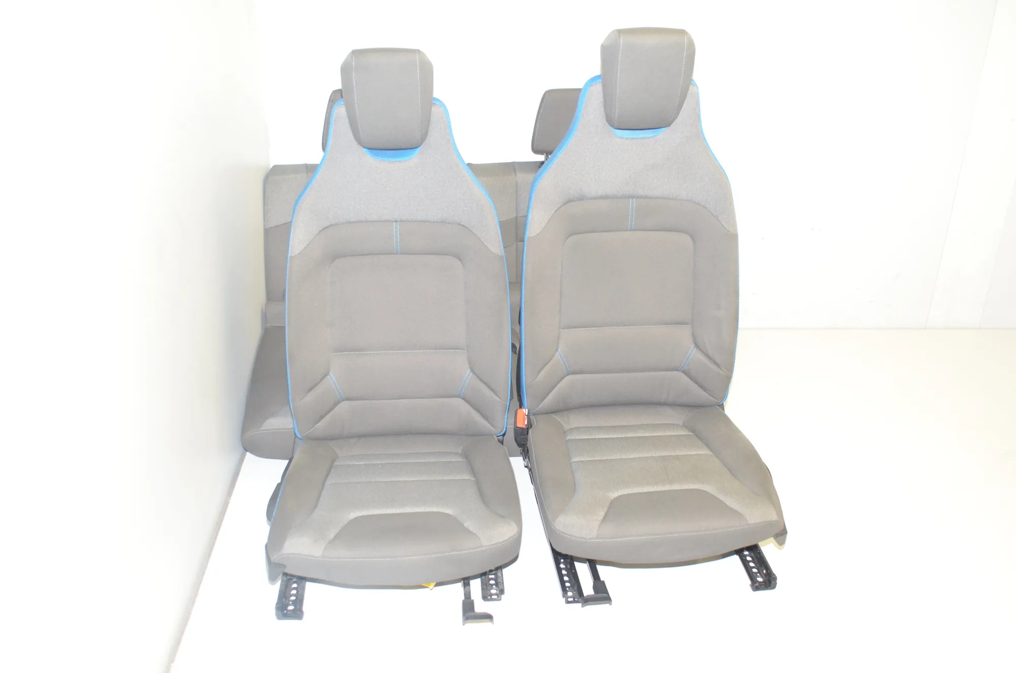 Seat set · BMW i3 (I01) BMW i3 (I01) 2016 – 3