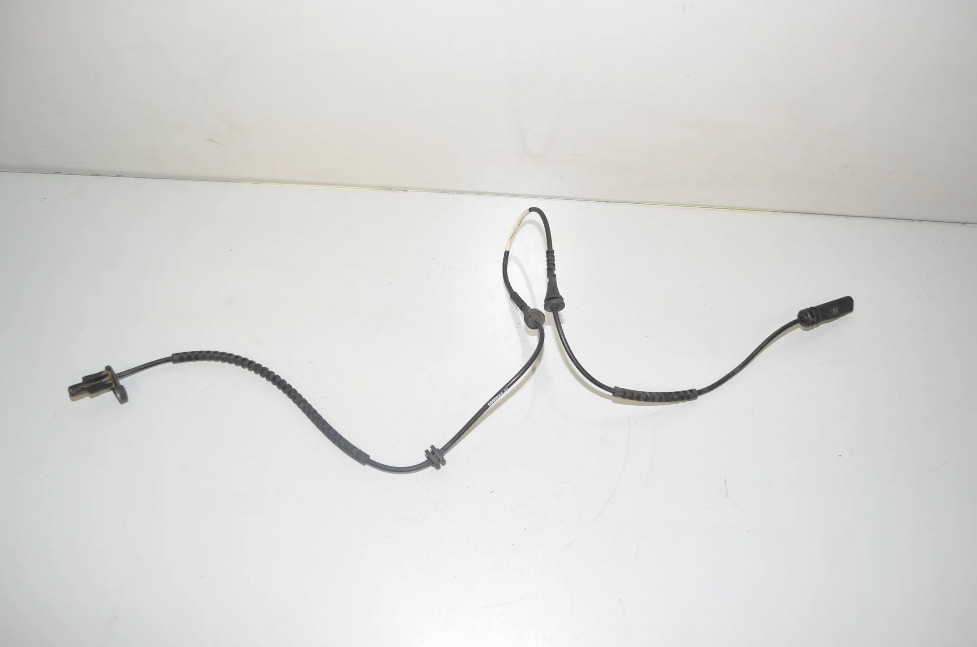 Front Right ABS Sensor – OEM 6895660 · BMW 3 Touring (G21) (2019 - -) 318 d 2020 – 2
