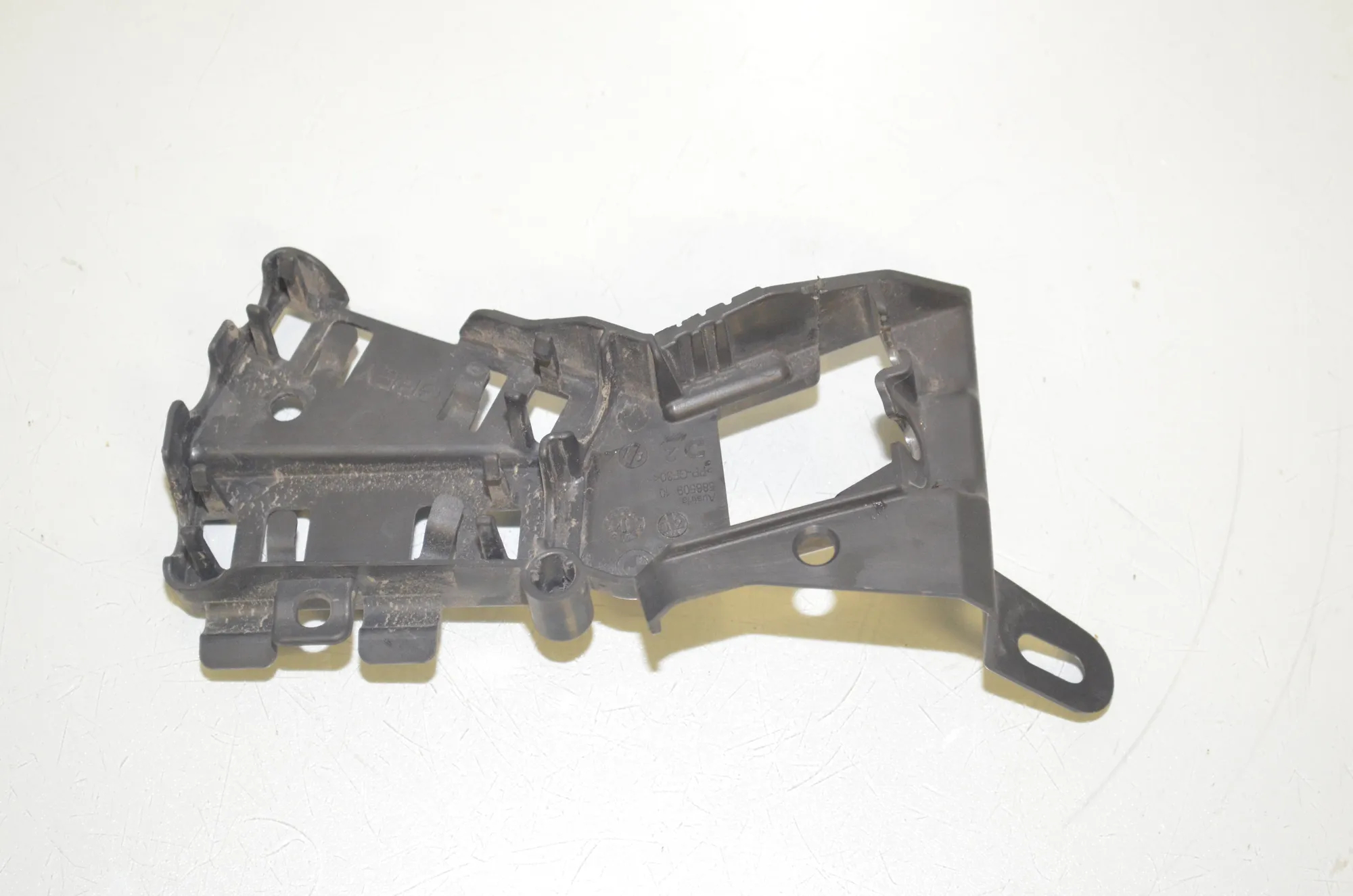 Bracket – OEM 6991152 · BMW 3 (G20, G28) (2018 - -) 330 e 2021 – 2