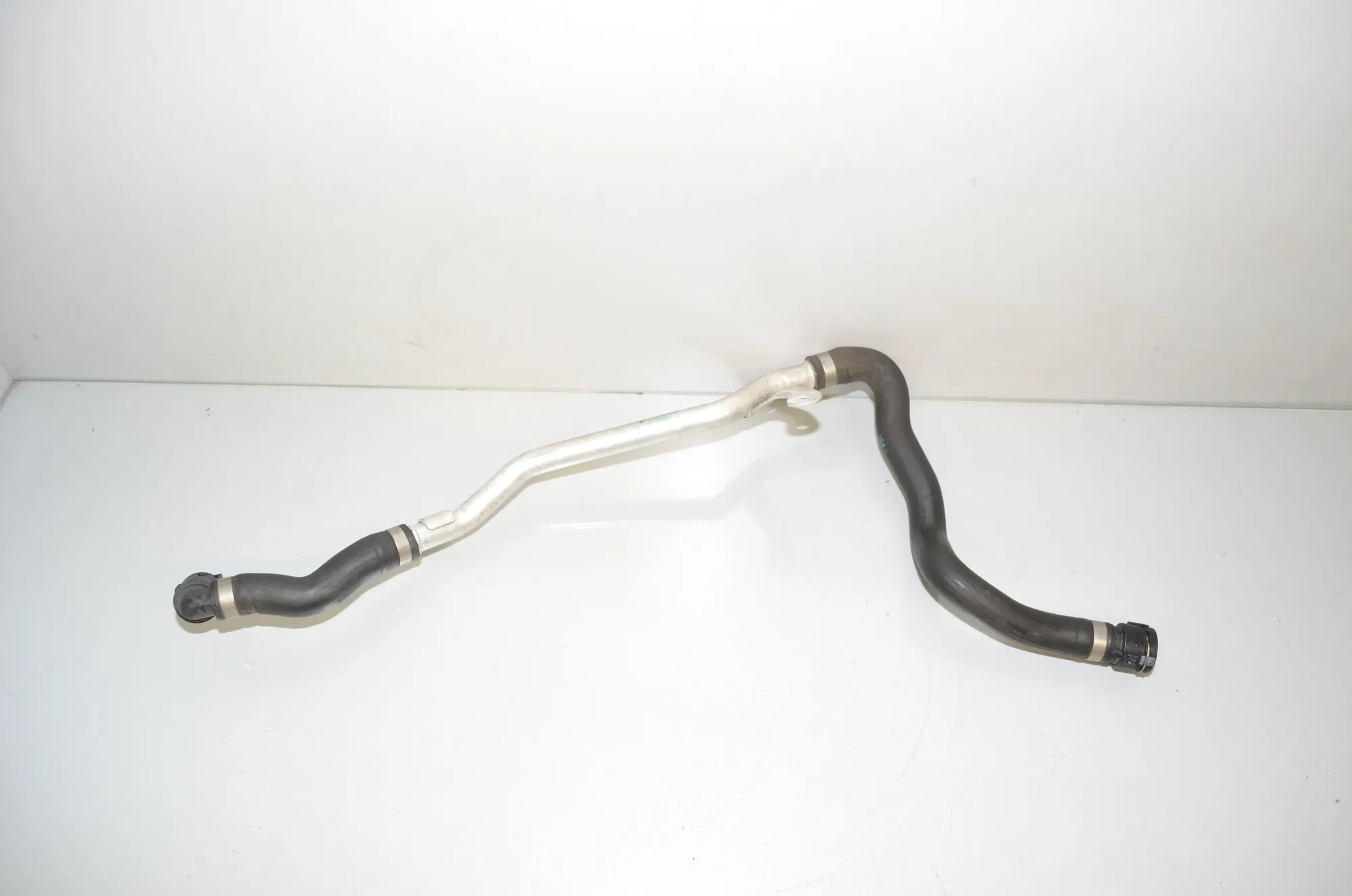 A/C Air Con Hose Pipe – OEM 9875345 · BMW 3 (G20, G28) (2018 - -) 330 e 2021 – 2