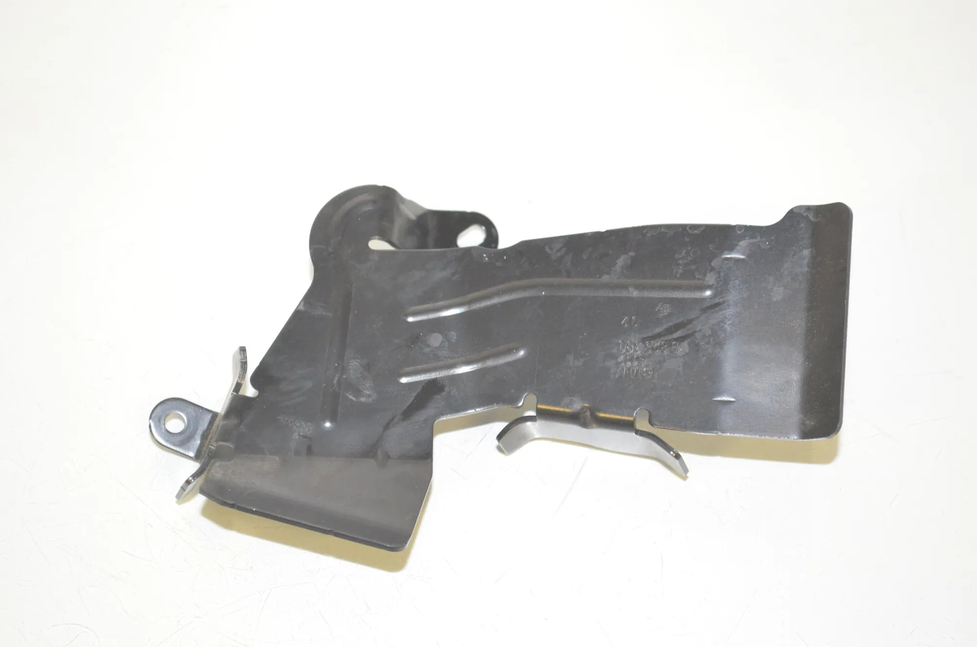 Bracket – OEM 9896380 · BMW 3 (G20, G28) (2018 - -) 330 e 2021