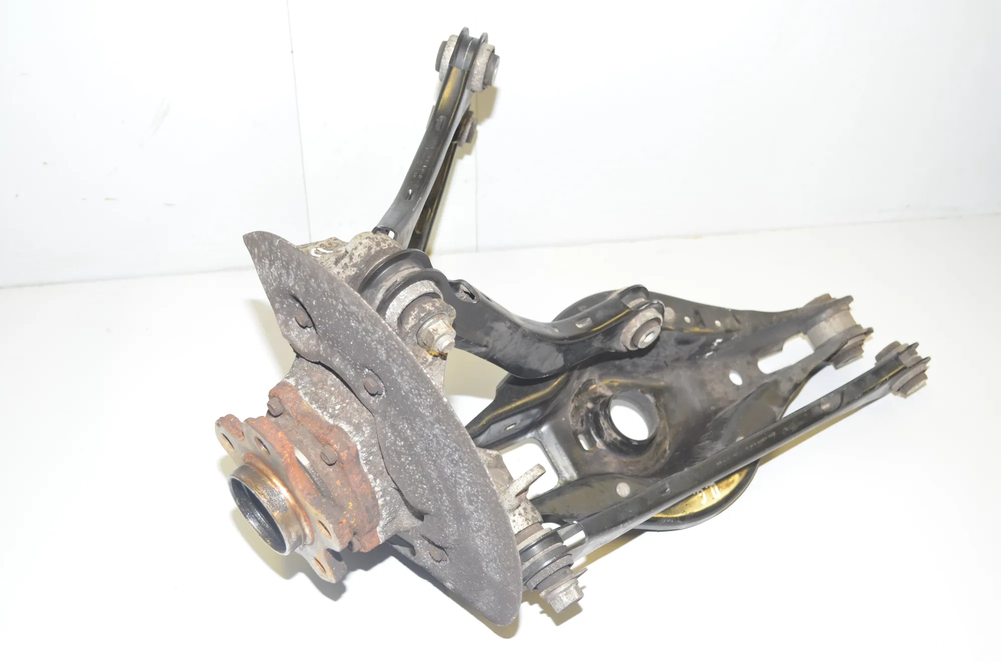 Rear Right Wheel Hub – OEM 6886448 · BMW 3 Touring (G21) (2019 - -) 318 d 2020 – 3