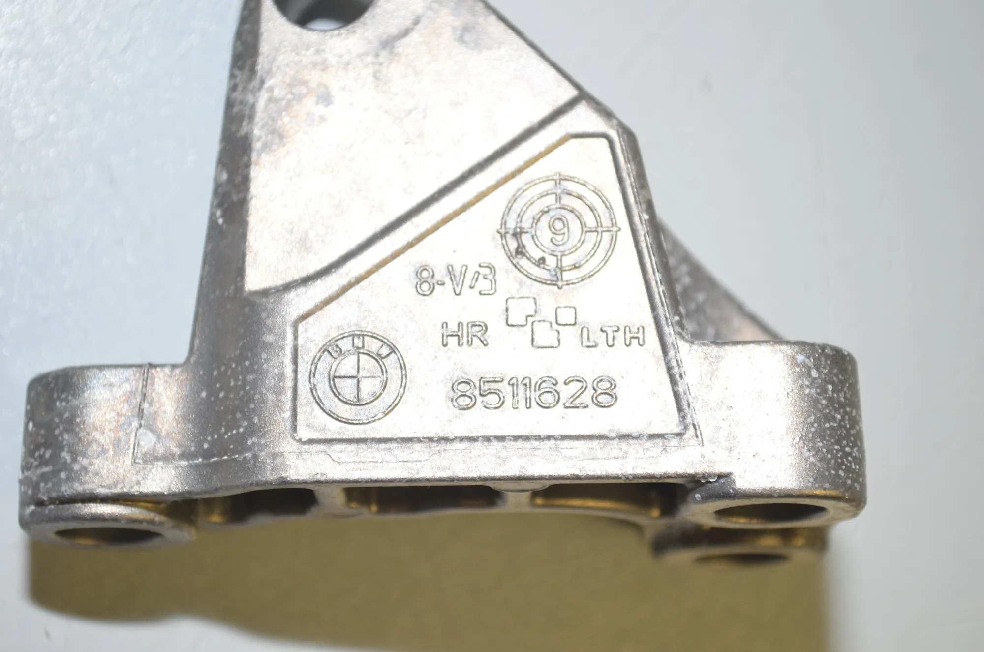 Fuel Pump Bracket – OEM 8511628 · BMW 3 Touring (G21) (2019 - -) 318 d 2020 – 4