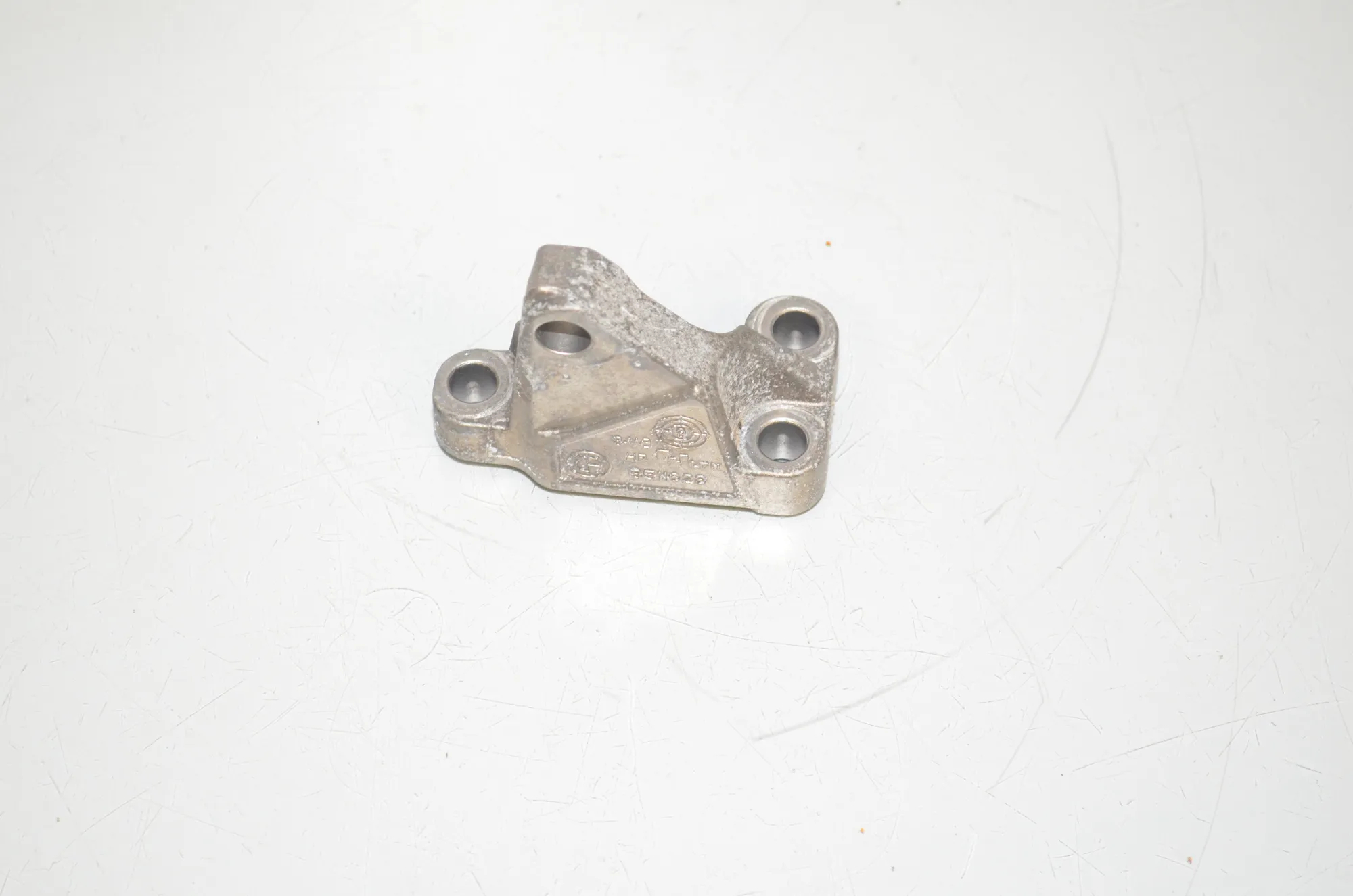Fuel Pump Bracket – OEM 8511628 · BMW 3 Touring (G21) (2019 - -) 318 d 2020