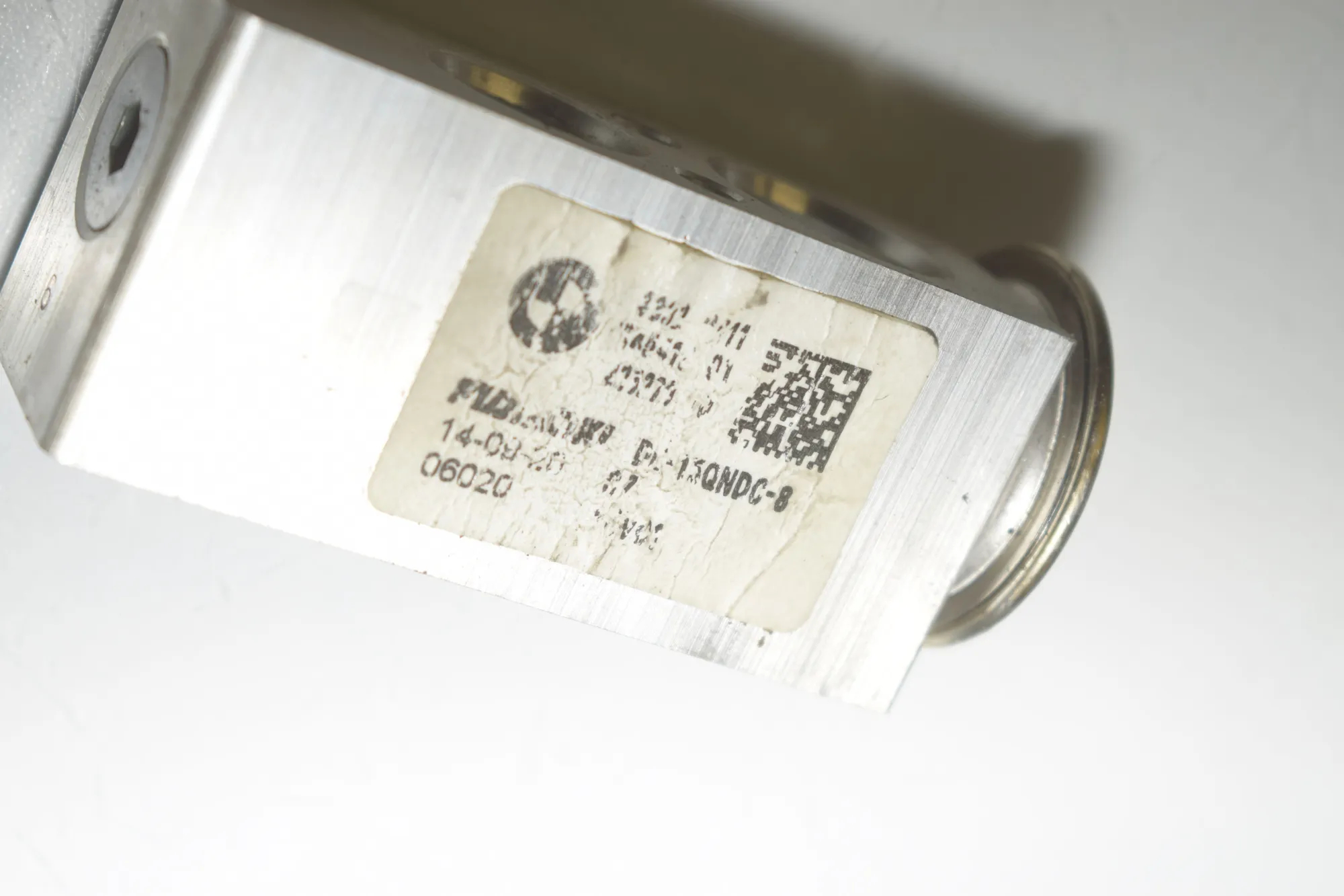 A/C Conditioner Expansion Valve – OEM 6845415 · BMW 1 (F40) (2019 - -) (F40)118d 2020 – 4