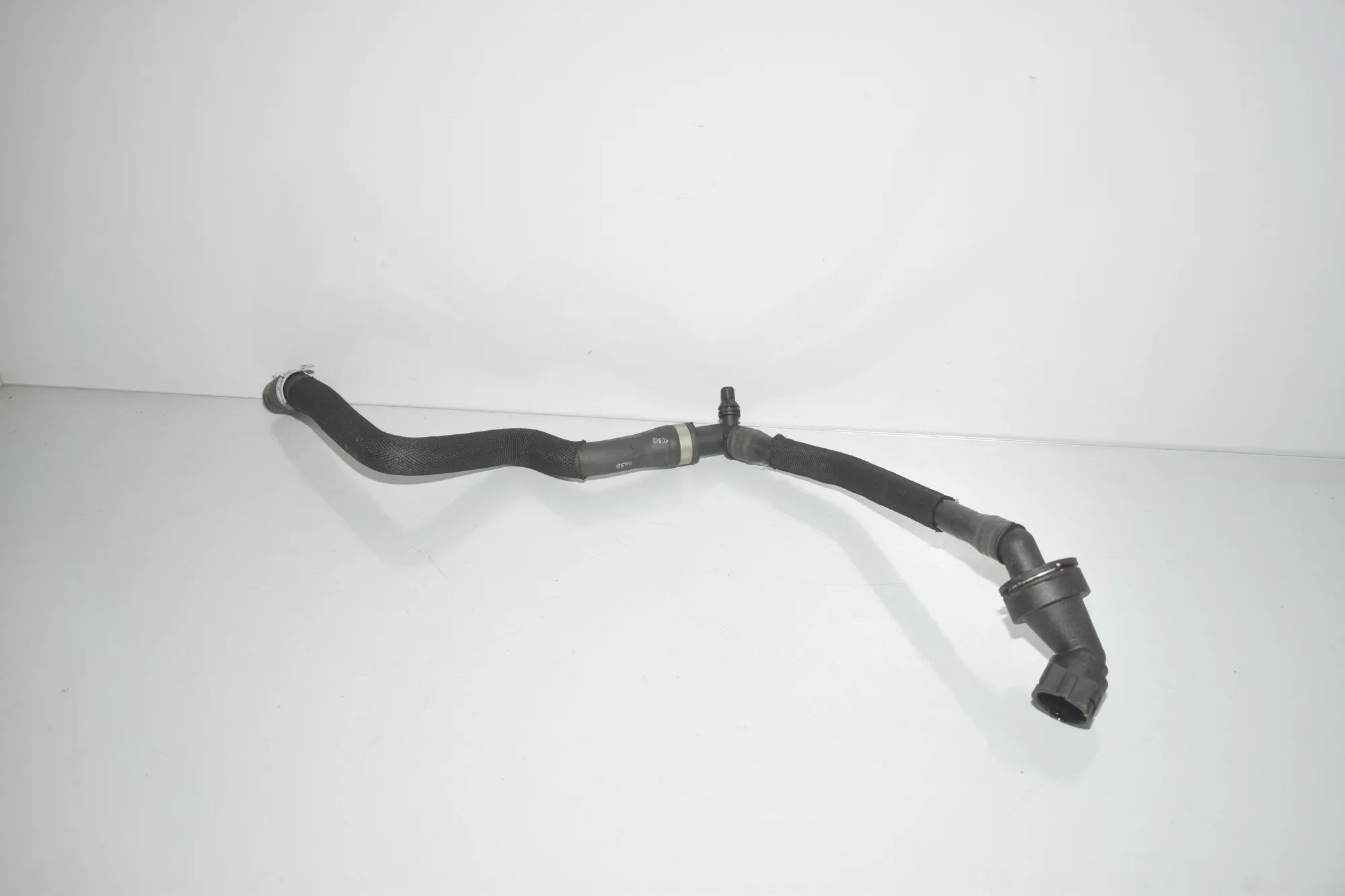 Coolant Hose Pipe – OEM 8580485 · BMW 1 (F40) (2019 - -) (F40)118d 2020 – 3