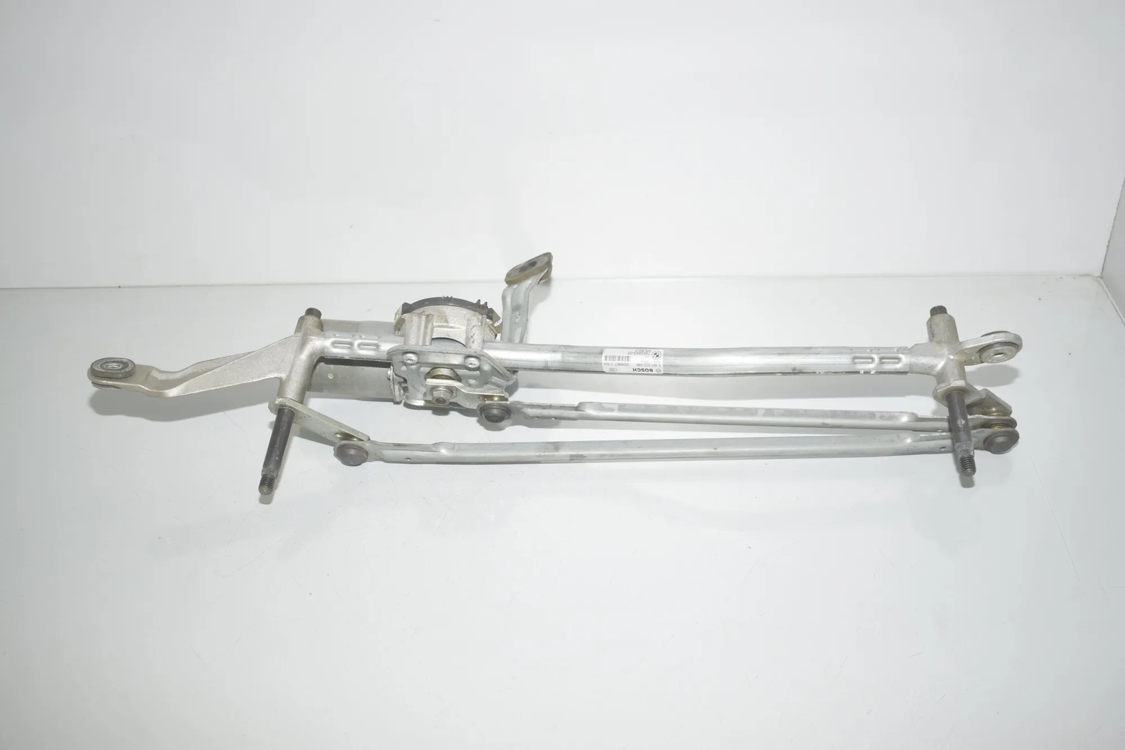 Front Windshield Wiper Mechanism – OEM 7453953 · BMW 1 (F40) (2019 - -) (F40)118d 2020