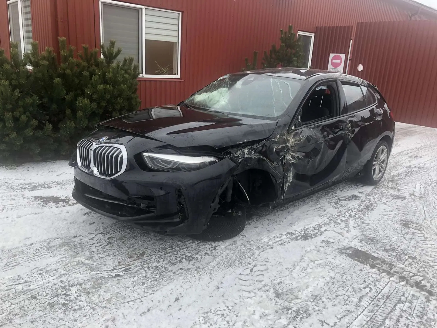 Front Windshield Wiper Mechanism – OEM 7453953 · BMW 1 (F40) (2019 - -) (F40)118d 2020 – 9