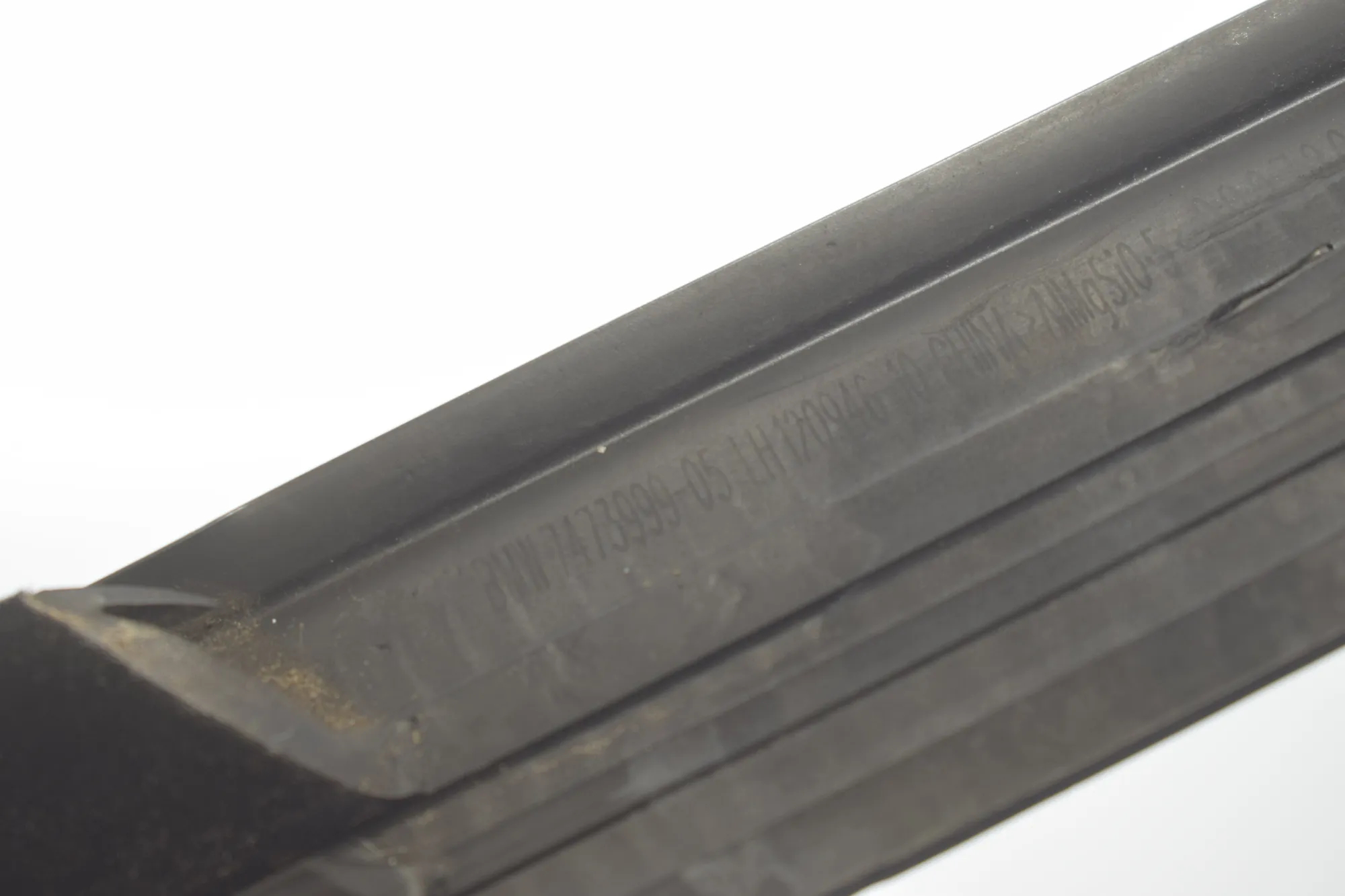 Rear Left Door Window Strip – OEM 7473999 · BMW 1 (F40) (2019 - -) (F40)118d 2020 – 4