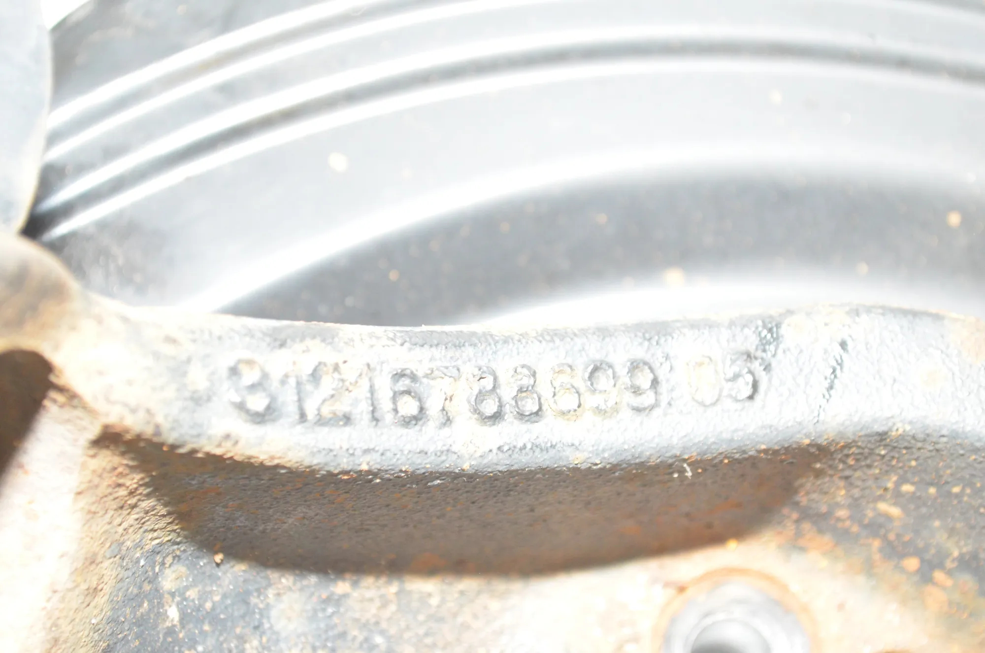 Front Left Wheel Hub – OEM 6788699 · BMW X1 (E84) xDrive 20 i 2014 – 4