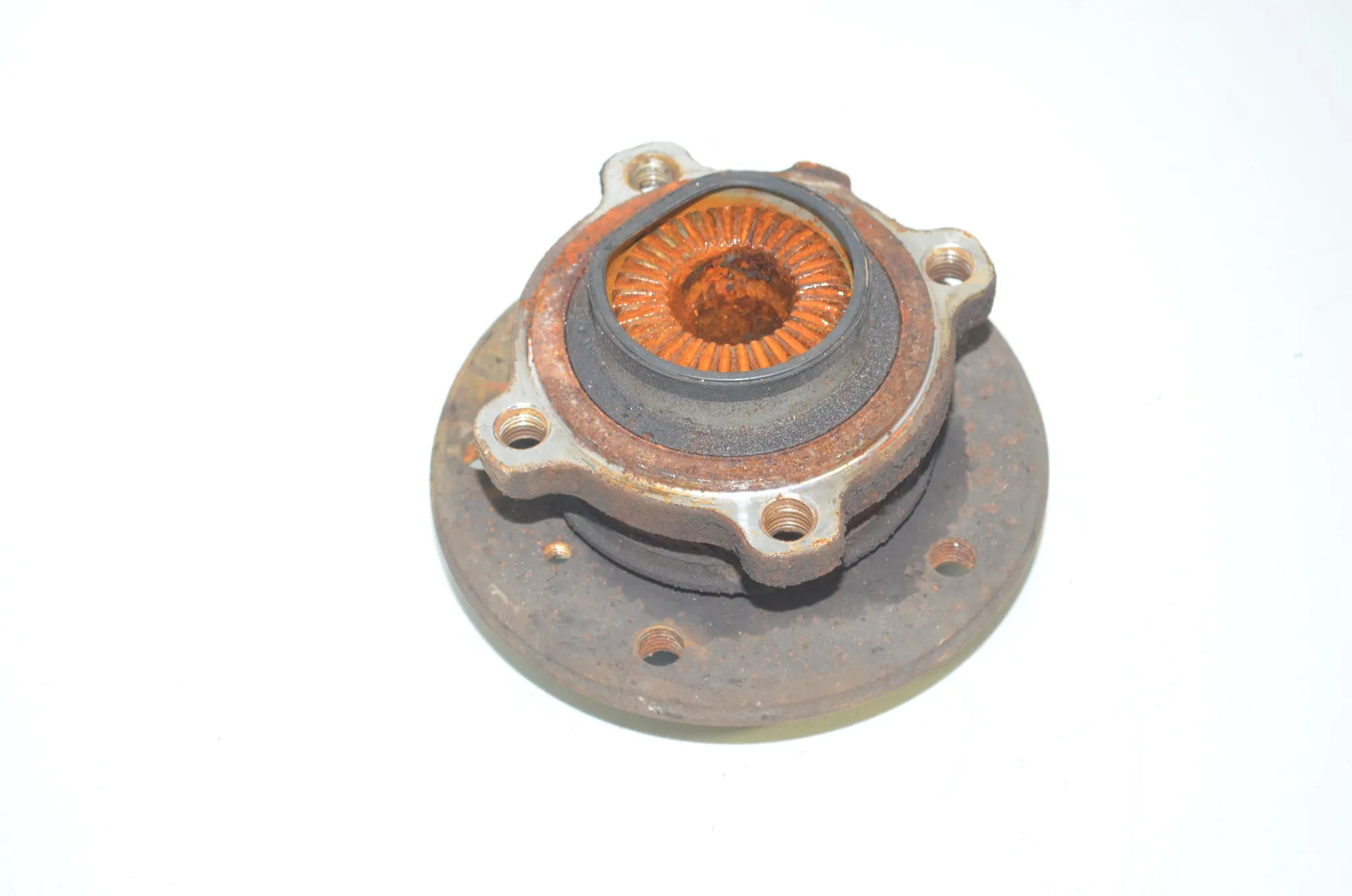 Front Left Wheel Bearing – OEM 6877562 · BMW X1 (E84) xDrive 20 i 2014 – 3