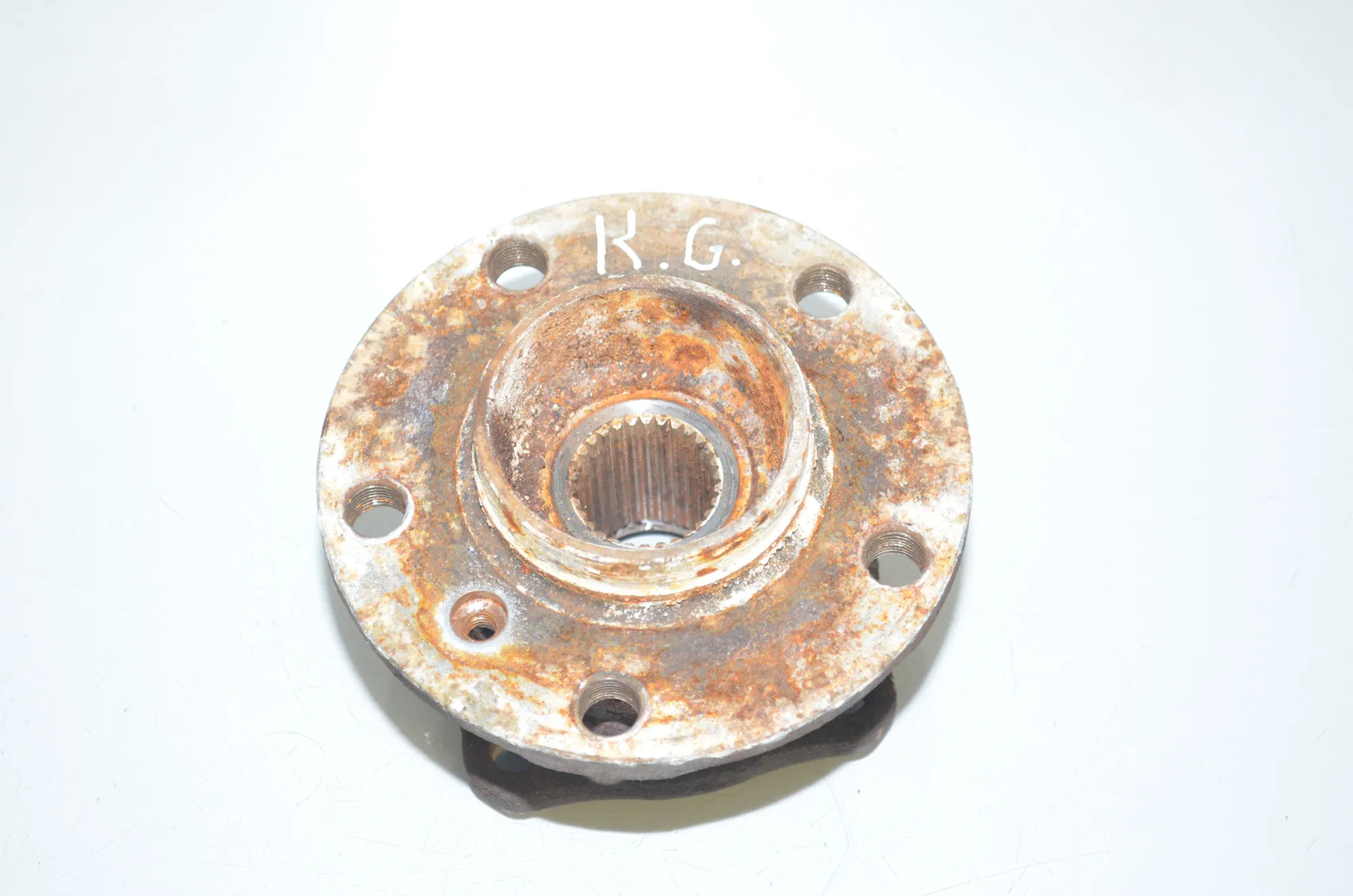 Rear Left Wheel Bearing – OEM 33006867806 · BMW 5 (F10) 530 d 2013