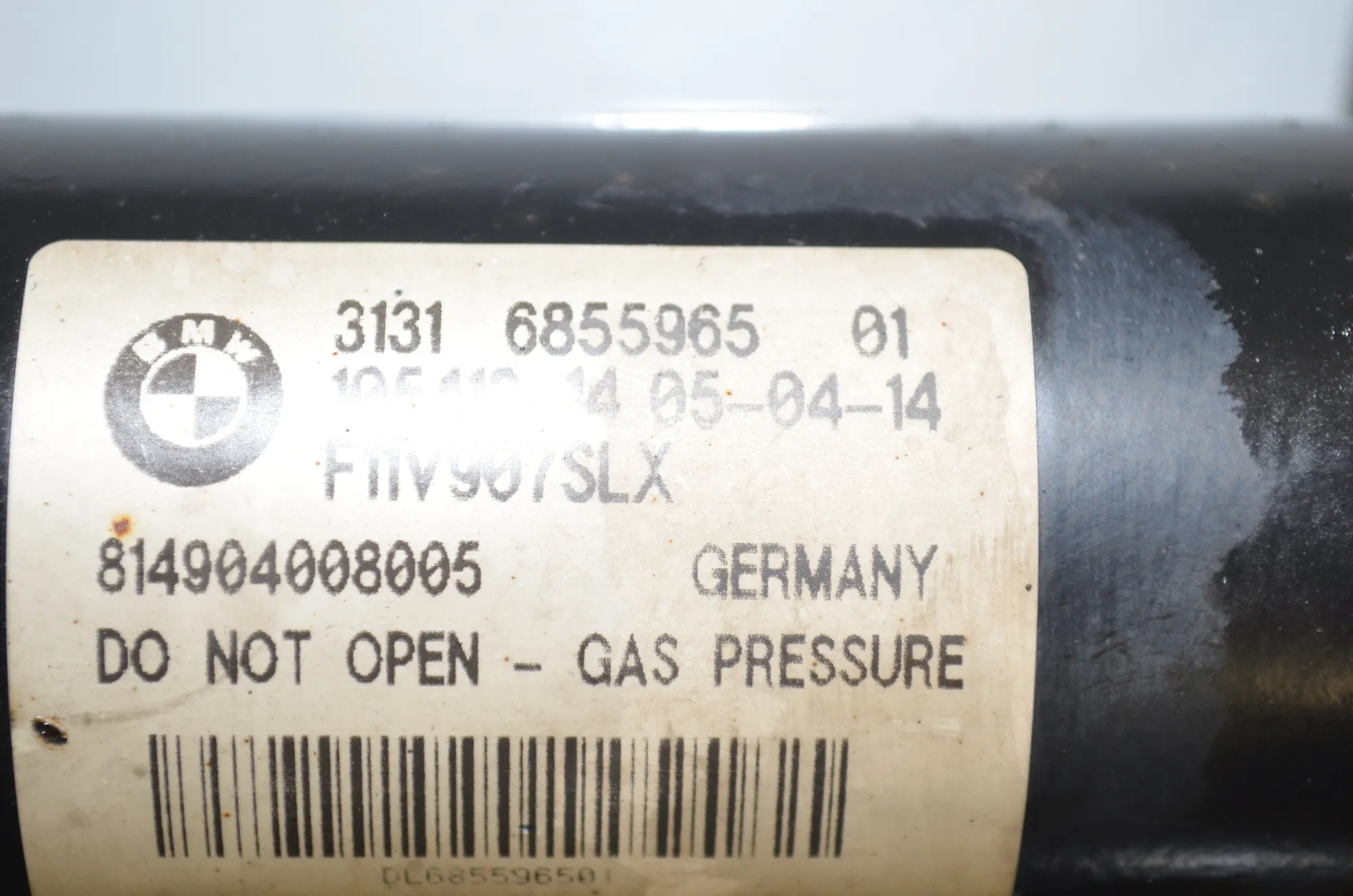 Front Left Shock Absorber – OEM 6855965 · BMW 5 Touring (F11) M 550 d xDrive 2014 – 4
