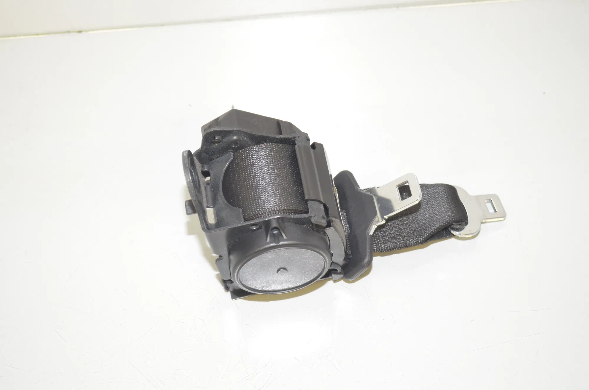 Rear Middle Seatbelt – OEM 7259395 · BMW 3 (F30, F80) 330 d 2013 – 3