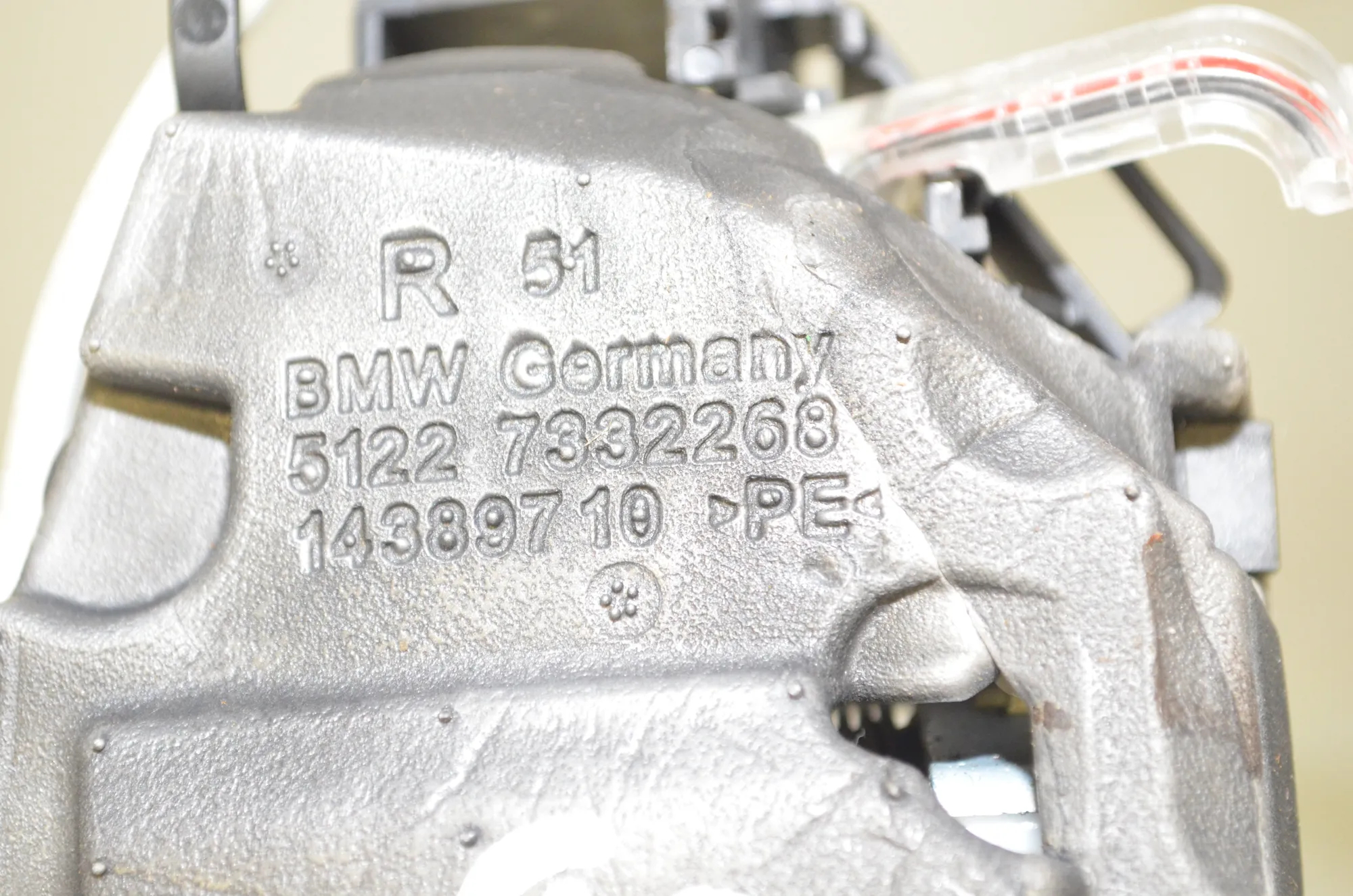 Rear Right Door Interior Handle Frame – OEM 7332268 · BMW 3 (F30, F80) 330 d 2013 – 4