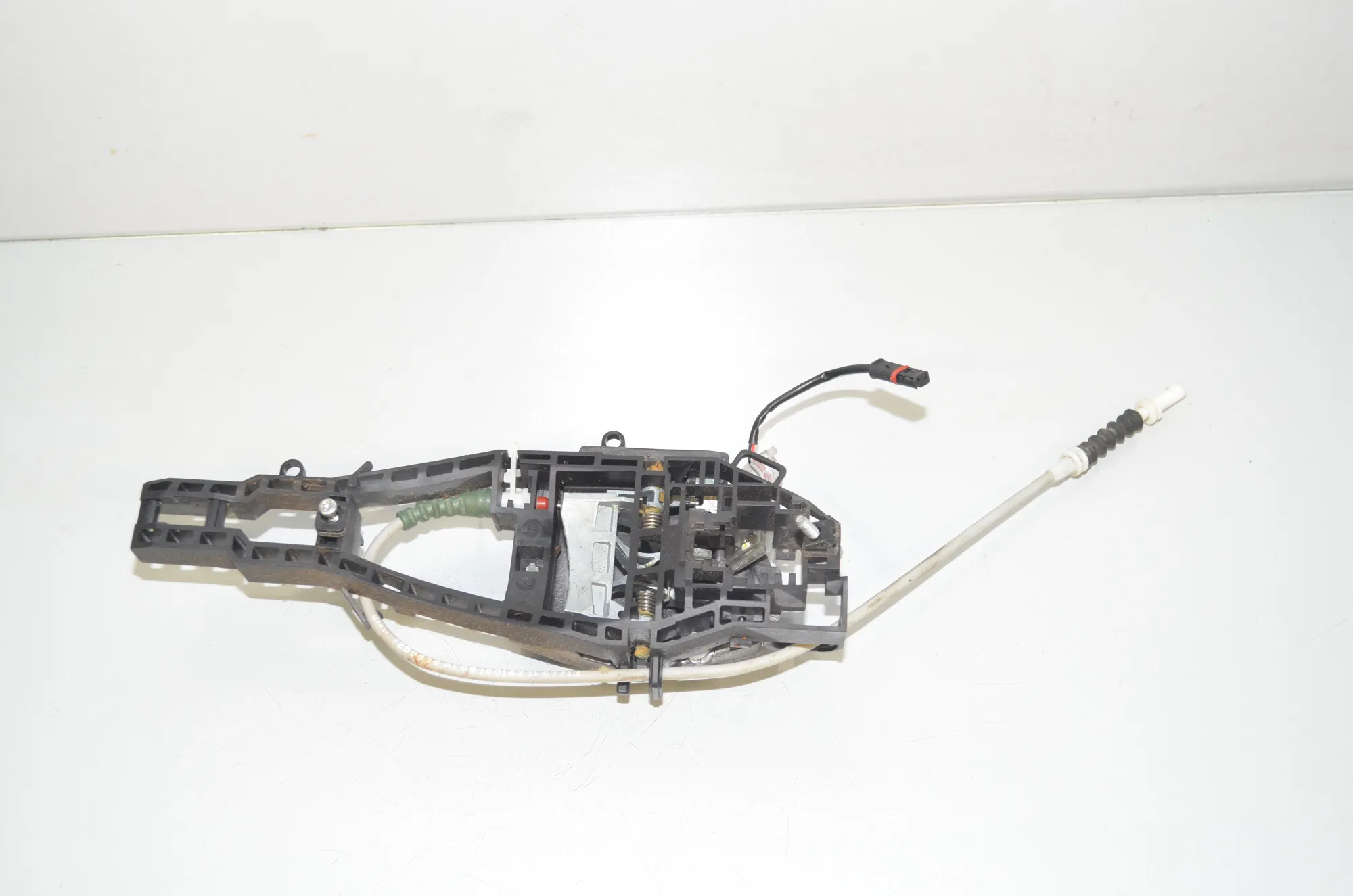Rear Right Door Interior Handle Frame – OEM 7332268 · BMW 3 (F30, F80) 330 d 2013 – 2