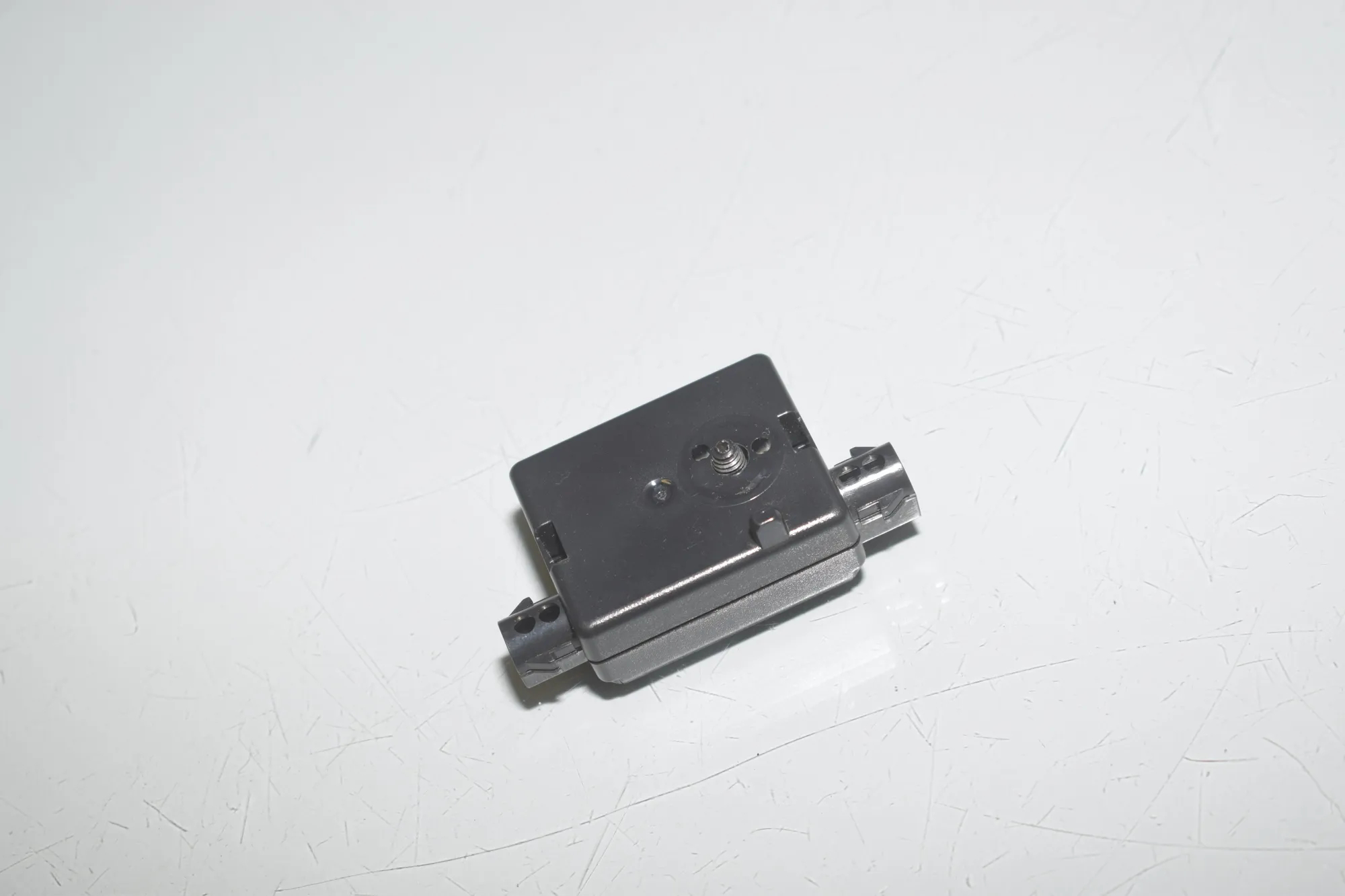 Antenna – OEM 9231466 · BMW 3 (F30, F80) 330 d 2013 – 2