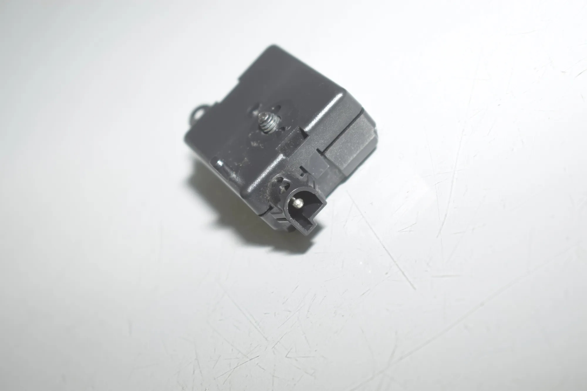 Antenna – OEM 9231466 · BMW 3 (F30, F80) 330 d 2013 – 3