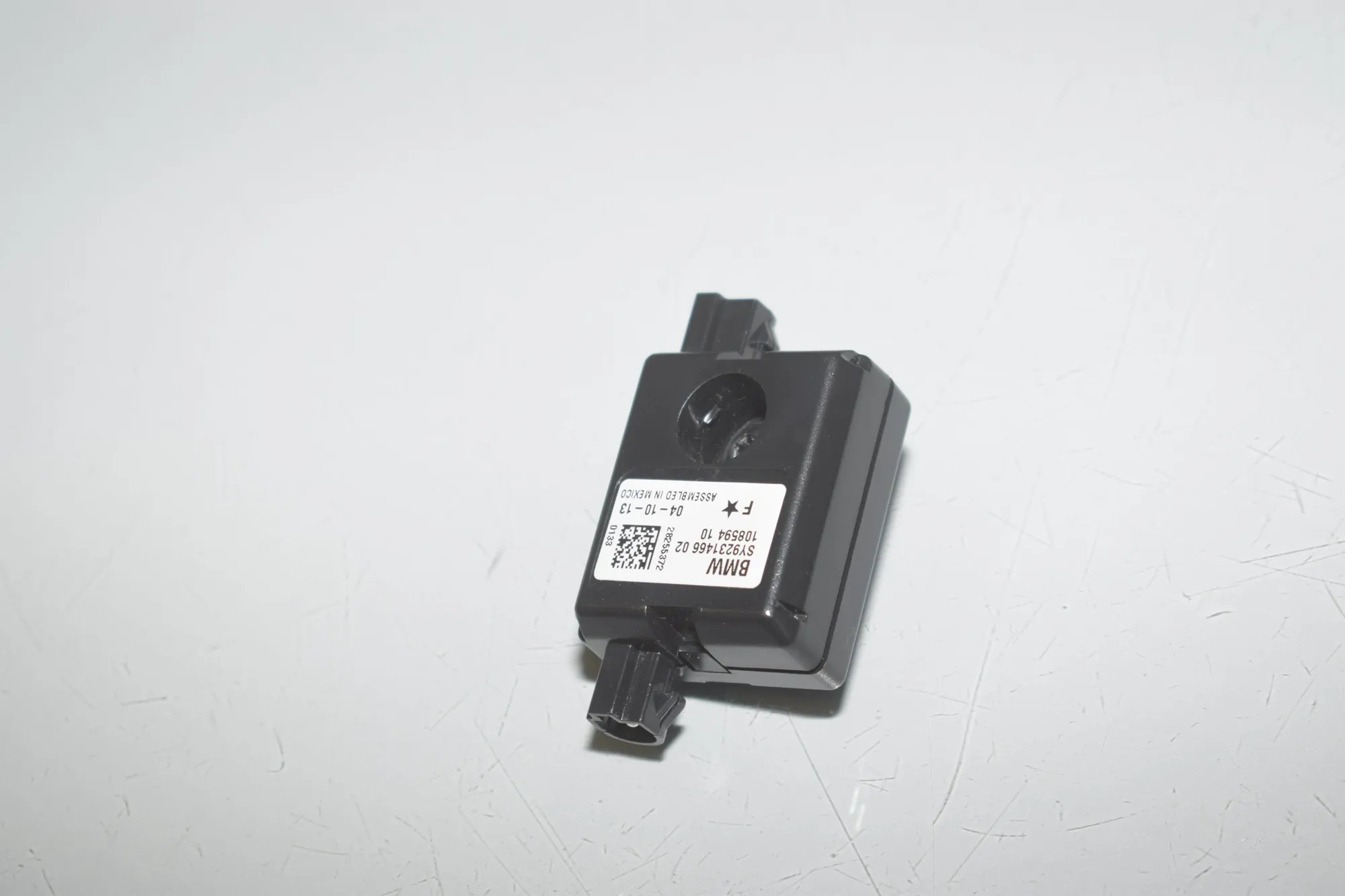 Antenna – OEM 9231466 · BMW 3 (F30, F80) 330 d 2013