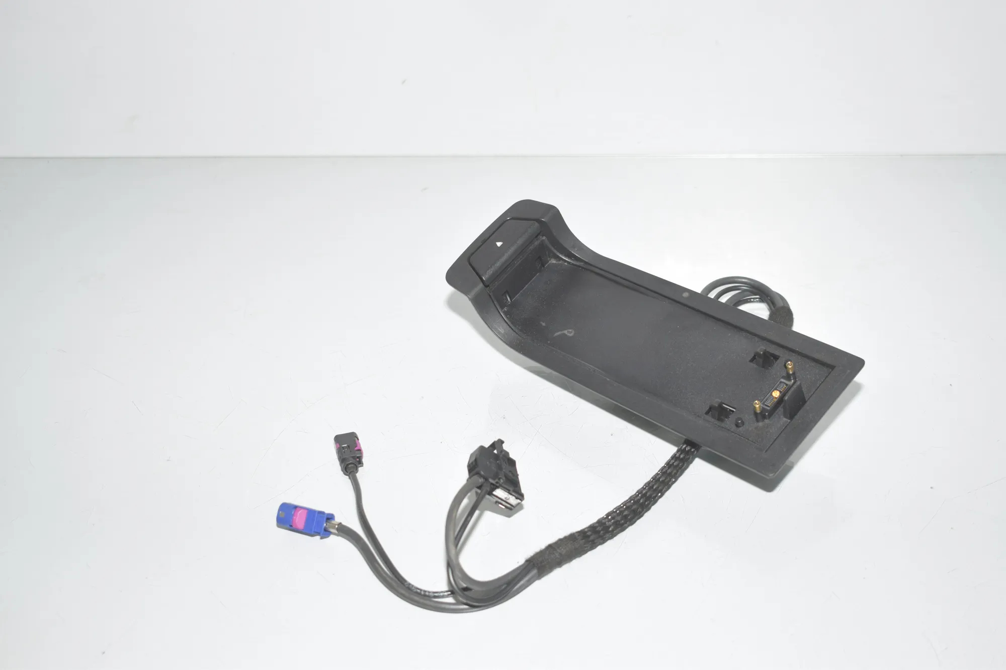 Phone Control Unit – OEM 9207339 · BMW 3 (F30, F80) 330 d 2013 – 2