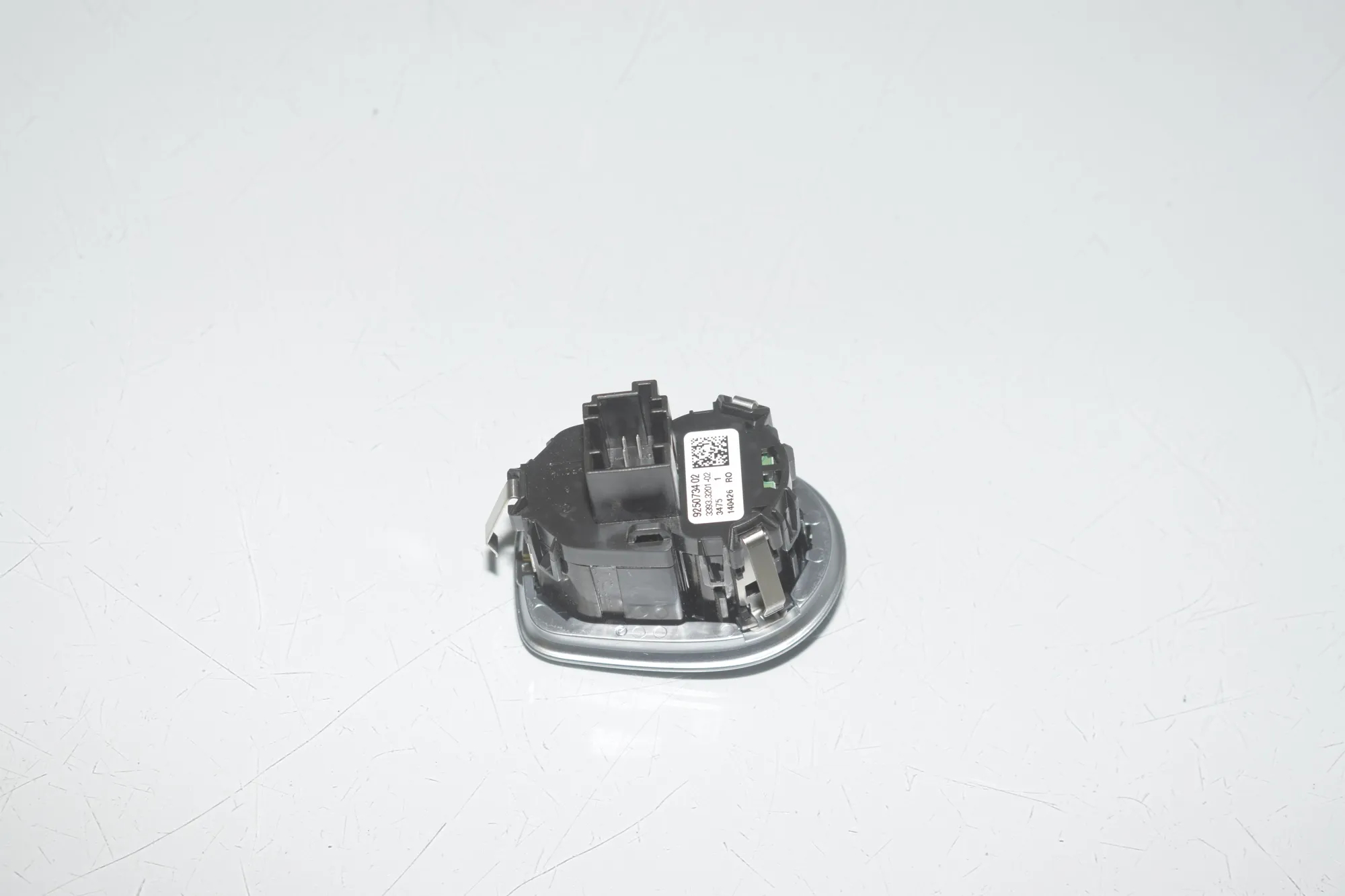 Ignition Start Button – OEM 9250734 · BMW 3 (F30, F80) 330 d 2013 – 4