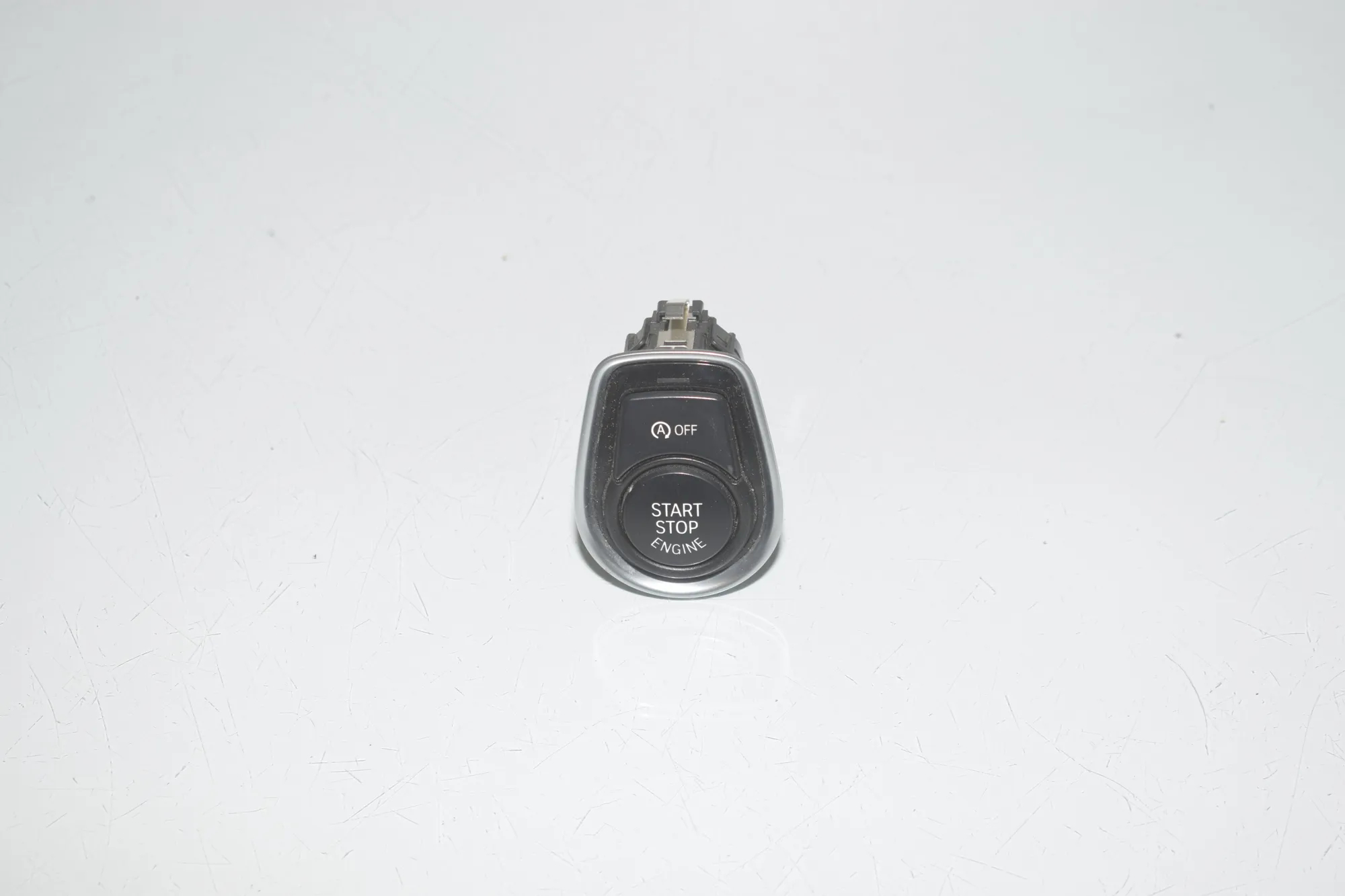 Ignition Start Button – OEM 9250734 · BMW 3 (F30, F80) 330 d 2013