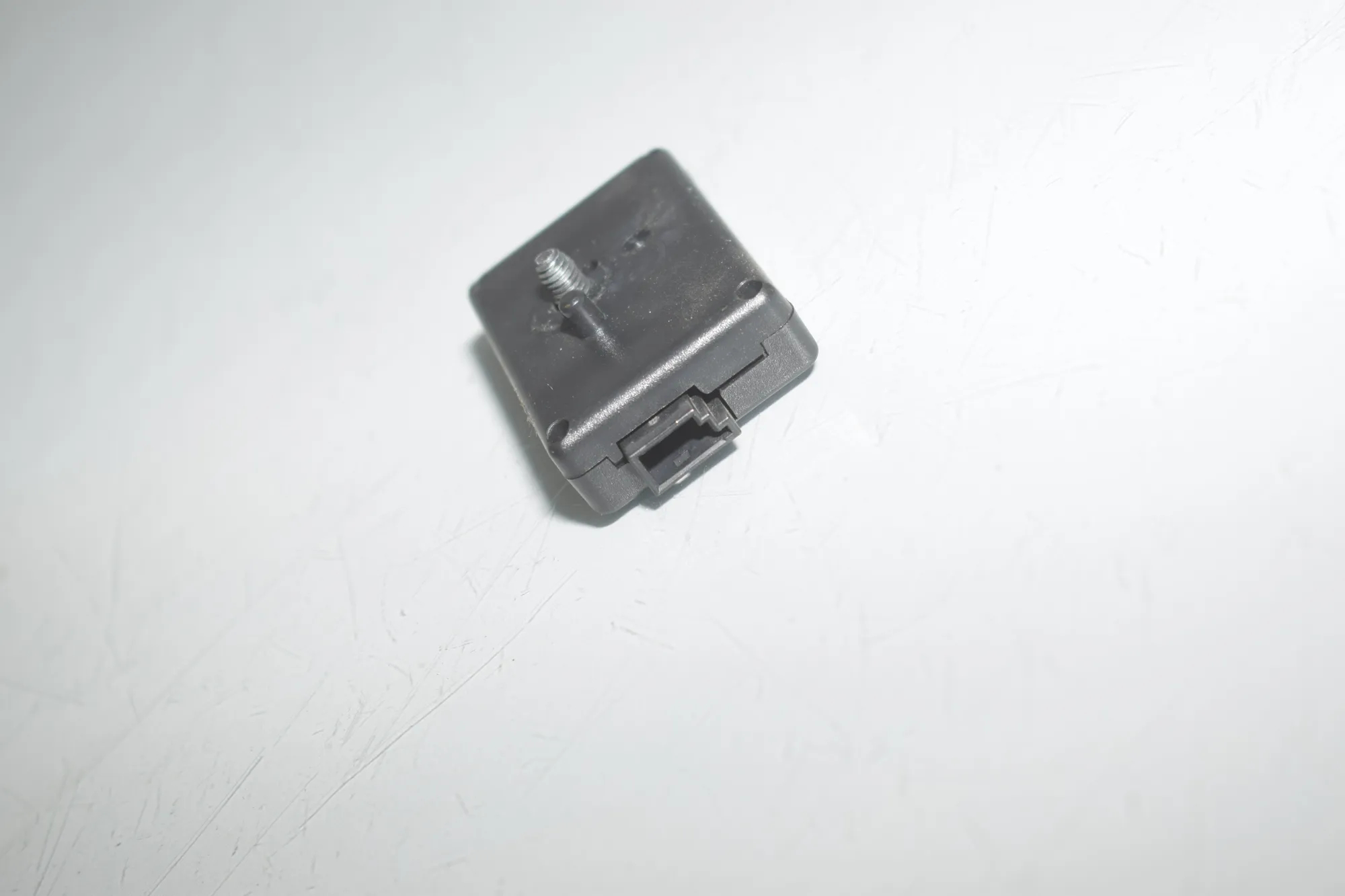 Antenna – OEM 9231443 · BMW 3 (F30, F80) 330 d 2013 – 3