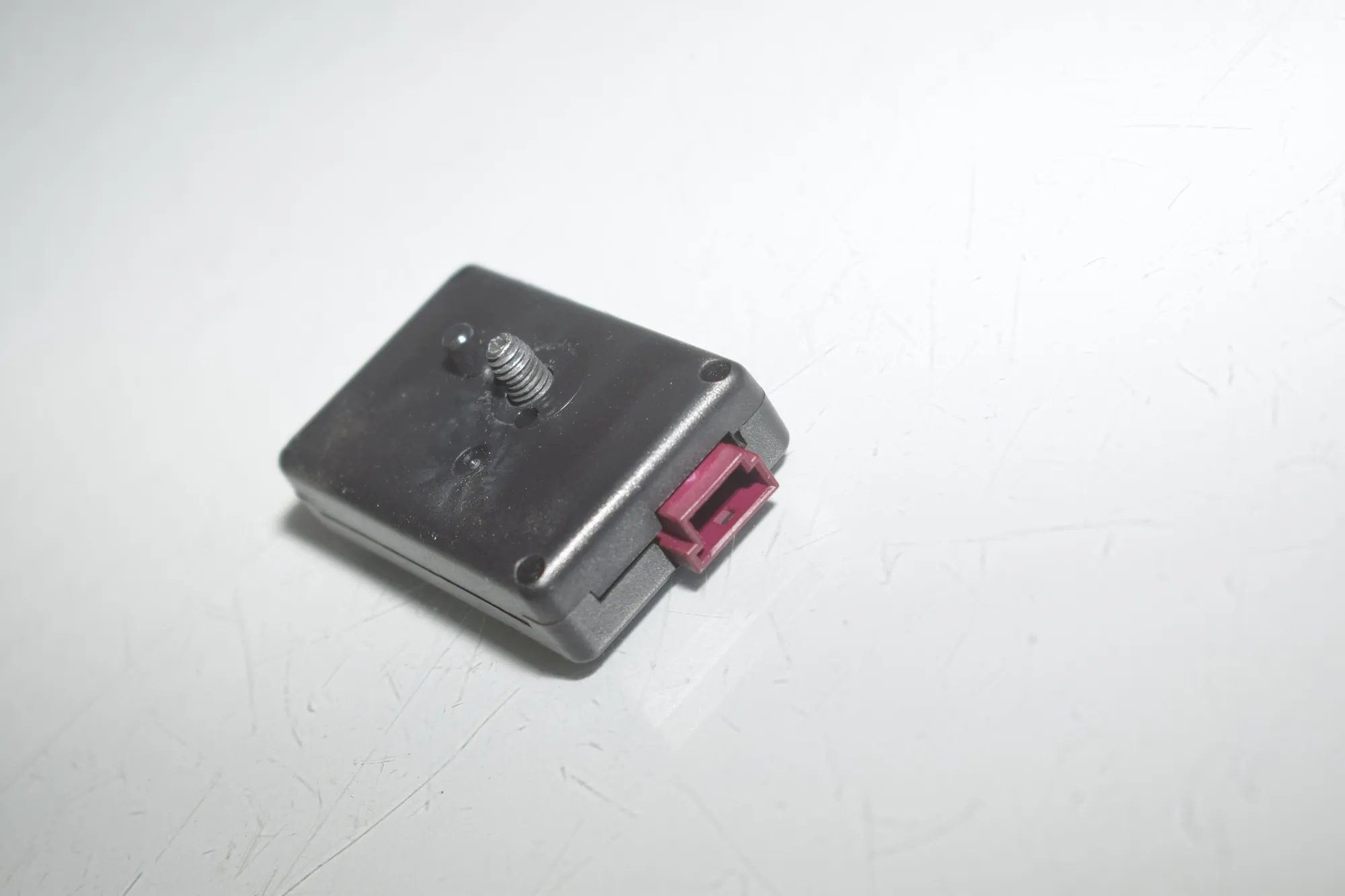 Antenna – OEM 9231443 · BMW 3 (F30, F80) 330 d 2013 – 4