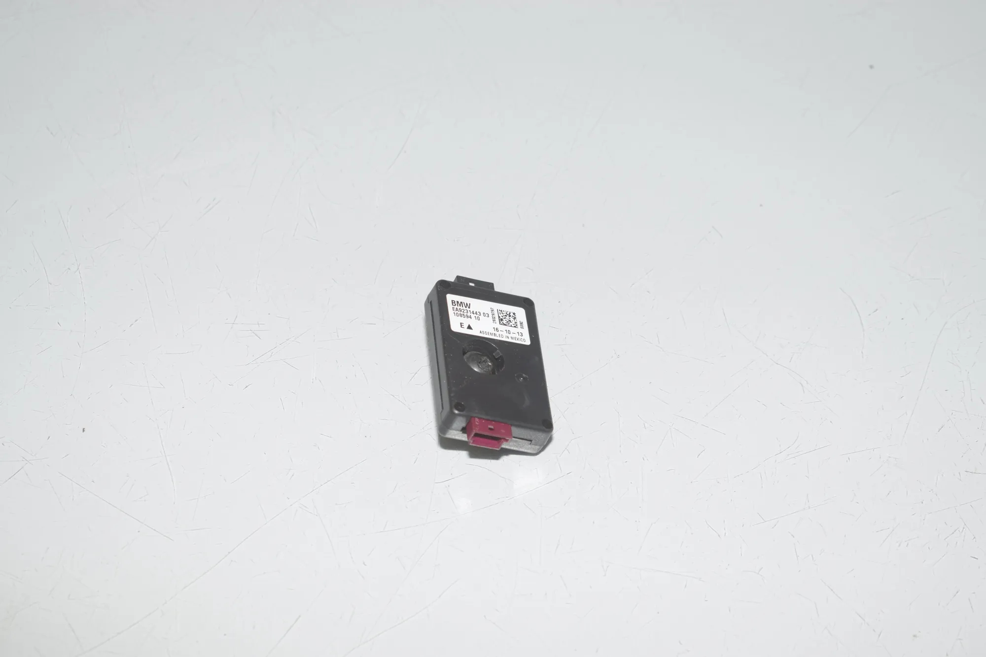 Antenna – OEM 9231443 · BMW 3 (F30, F80) 330 d 2013