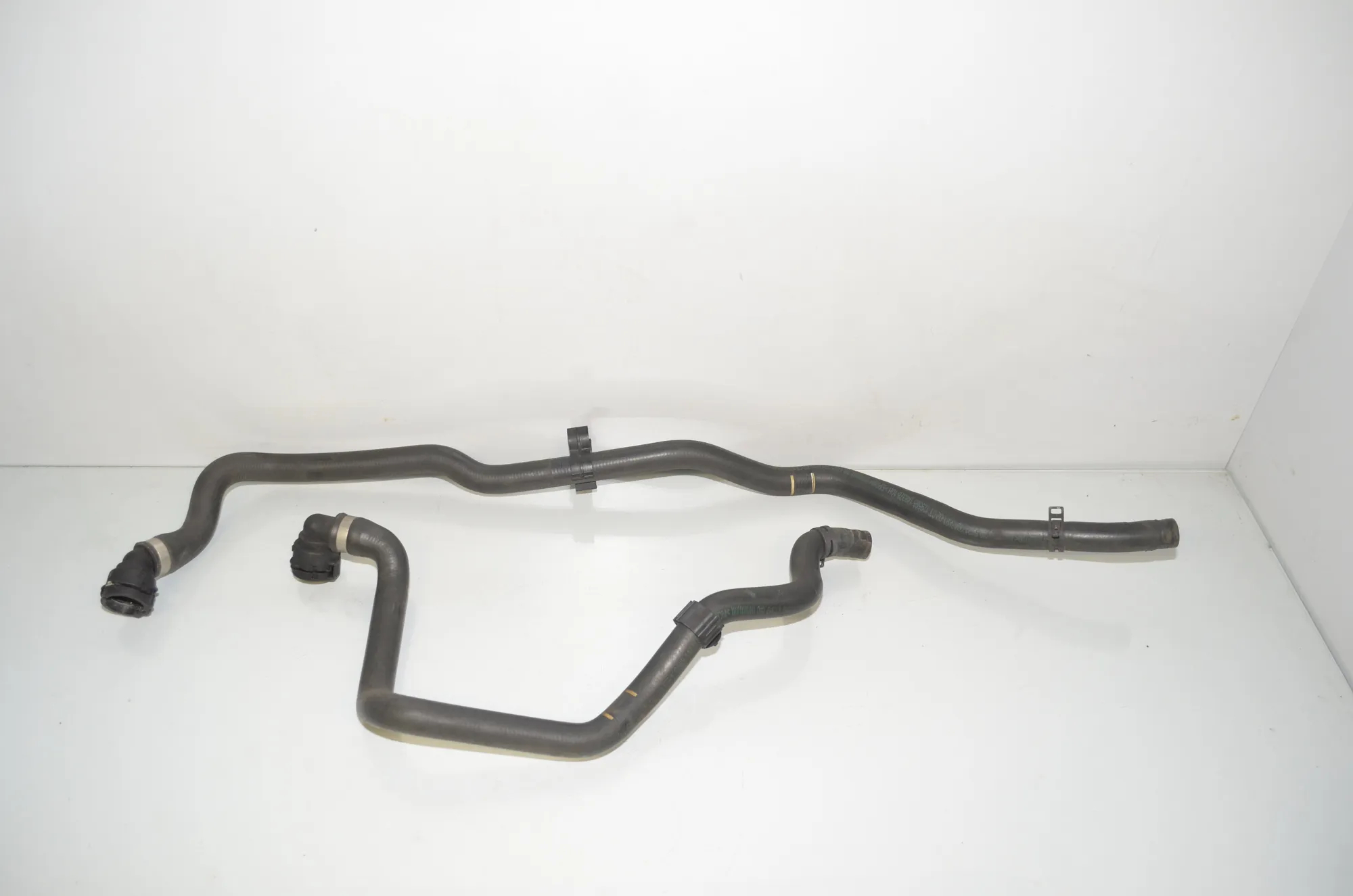 Coolant Hose Pipe – OEM 9208183 · BMW 3 (F30, F80) 330 d 2013 – 2
