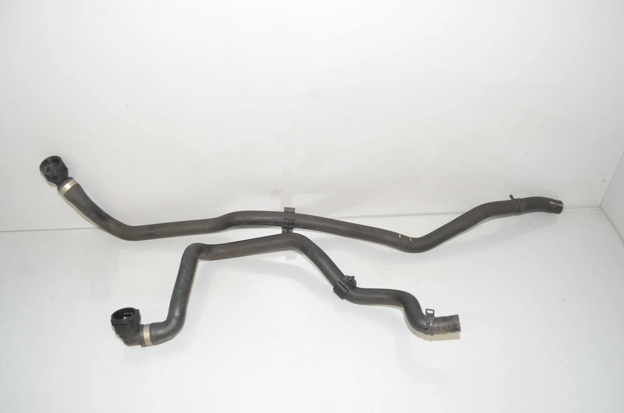 Coolant Hose Pipe – OEM 9208183 · BMW 3 (F30, F80) 330 d 2013