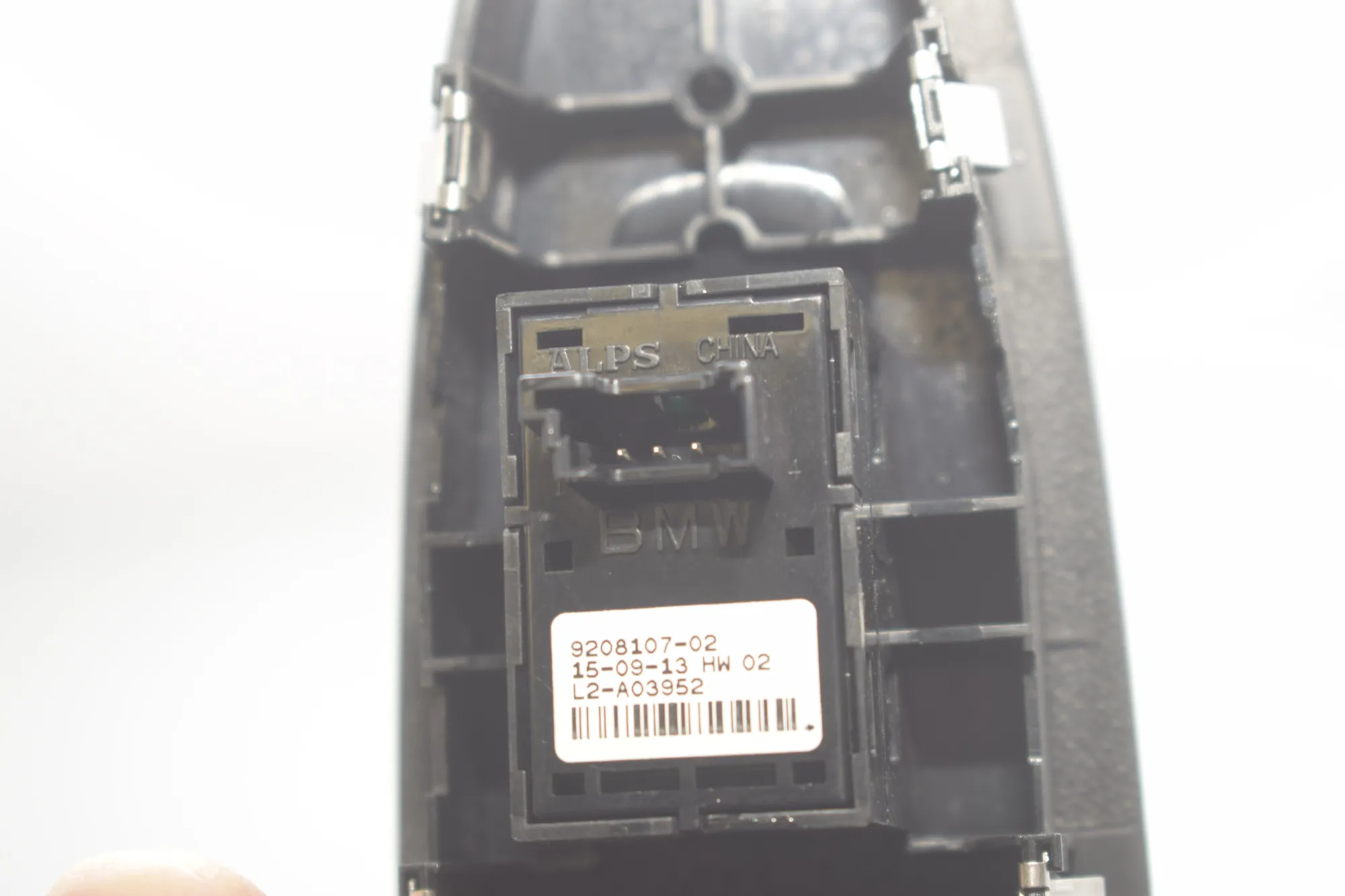 Front Right Door Window Switch – OEM 9208107 · BMW 3 (F30, F80) 330 d 2013 – 5