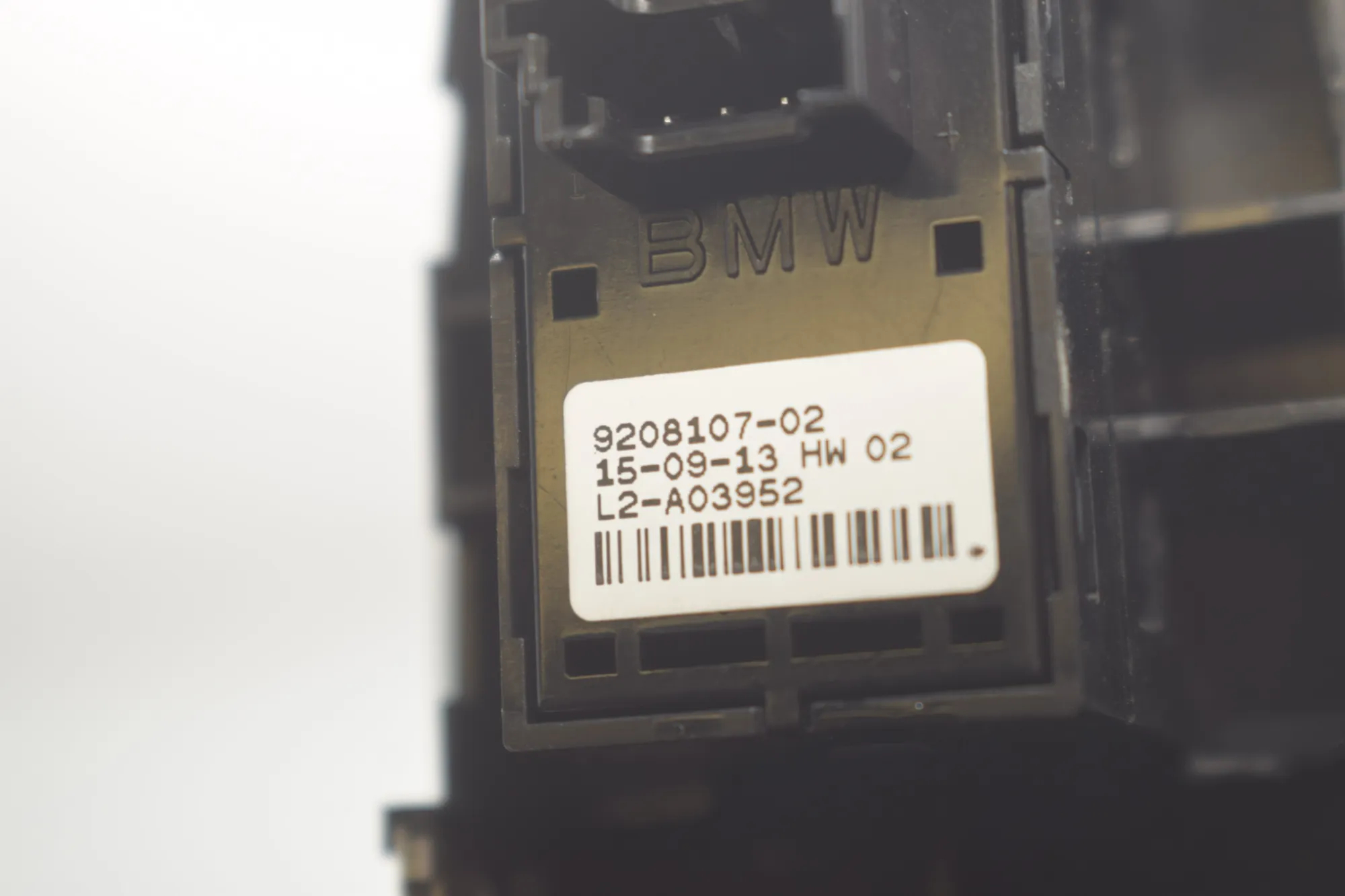 Front Right Door Window Switch – OEM 9208107 · BMW 3 (F30, F80) 330 d 2013 – 6